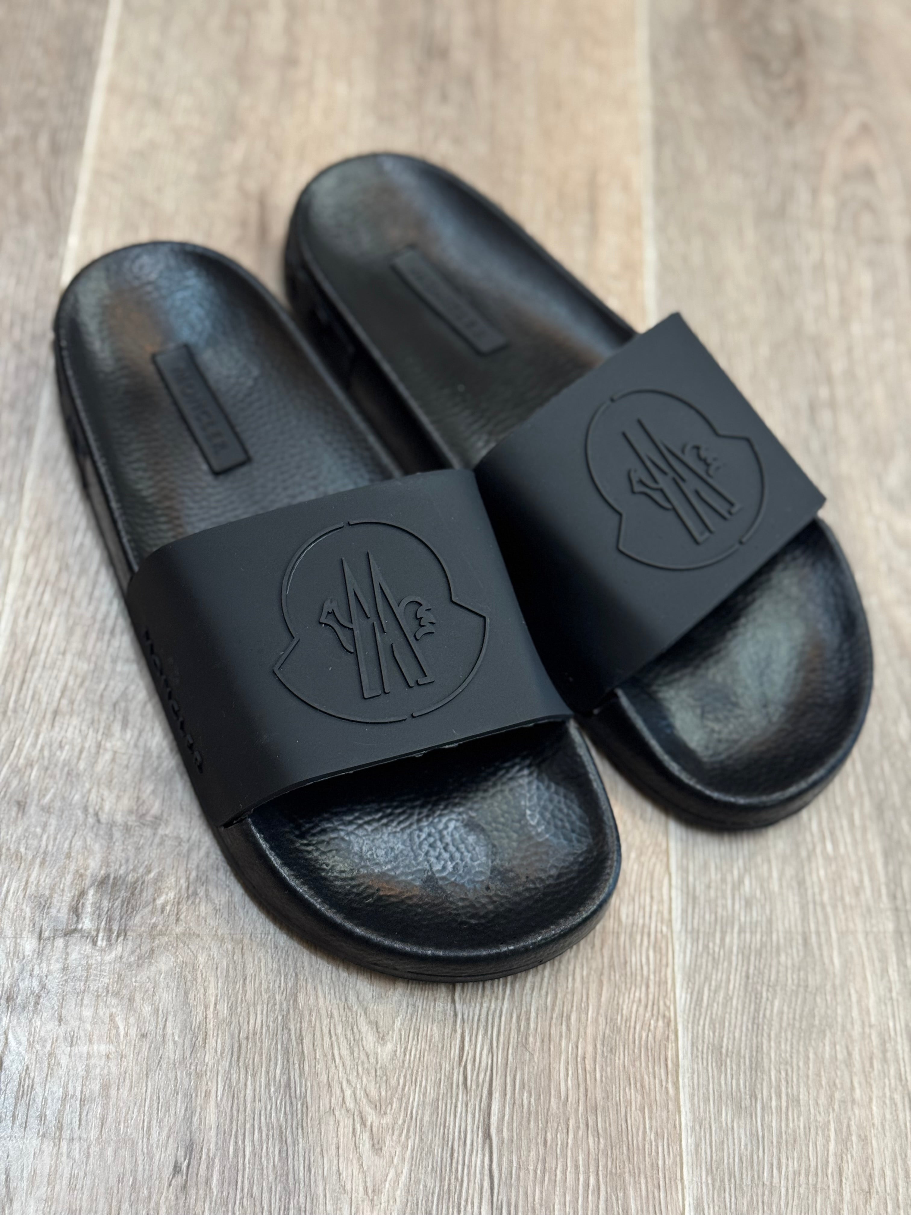 ΠΑΝΤΟΦΛΑ MONCLER - NEW1145 SALE