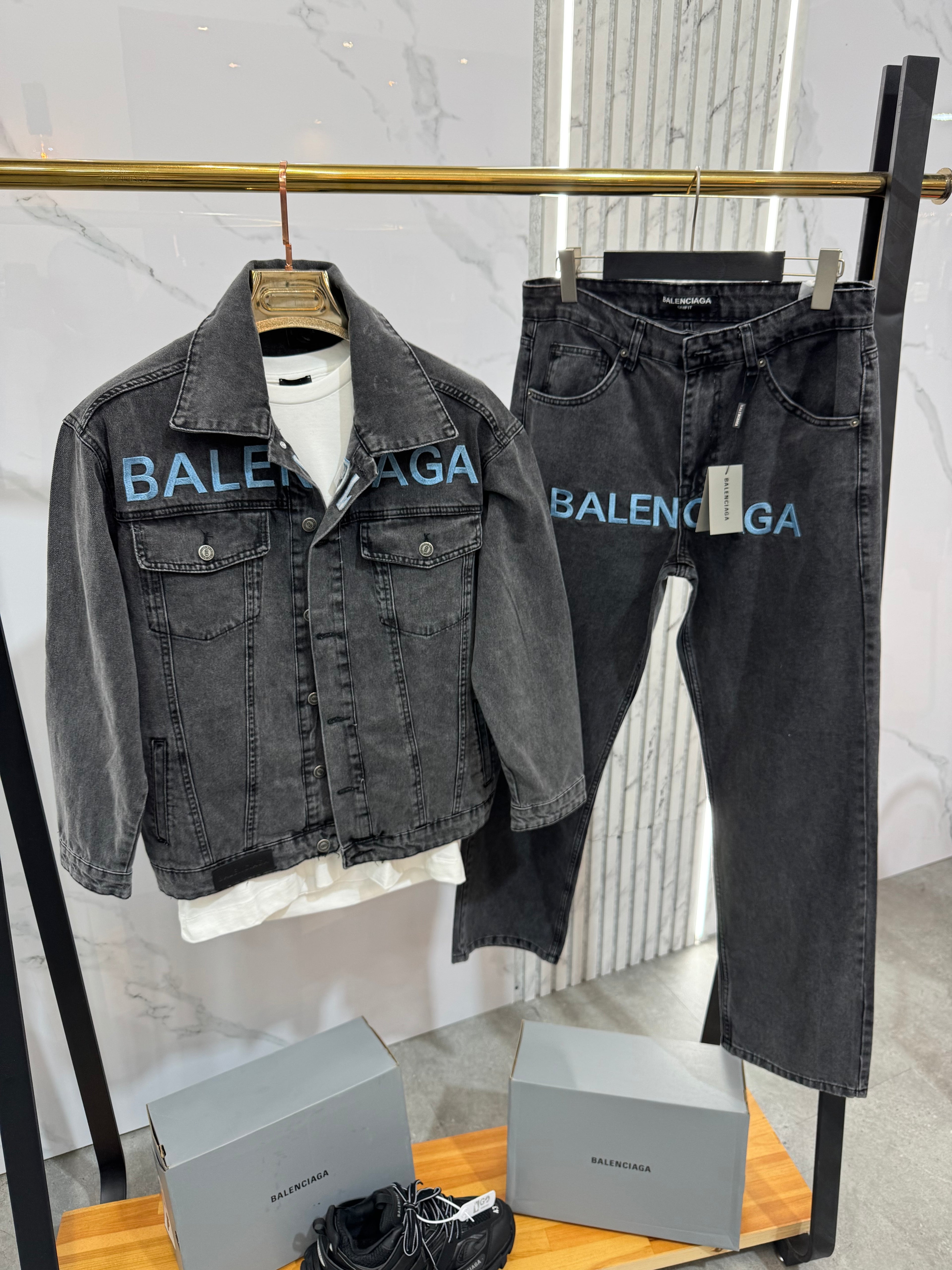 OUTFIT SET BALENCIAGA - NEW1209