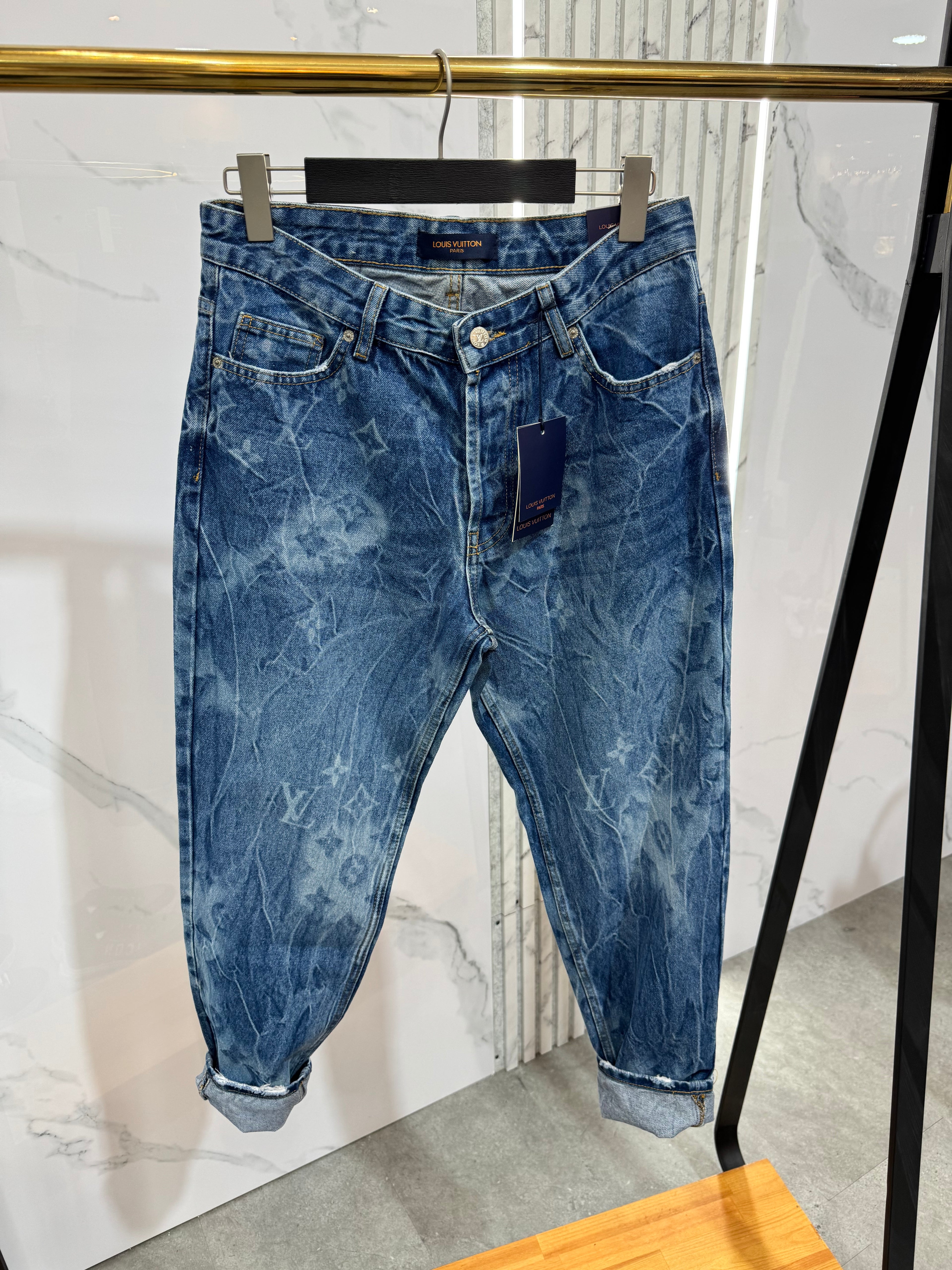 JEAN LOUIS VUITTON - NEW1202