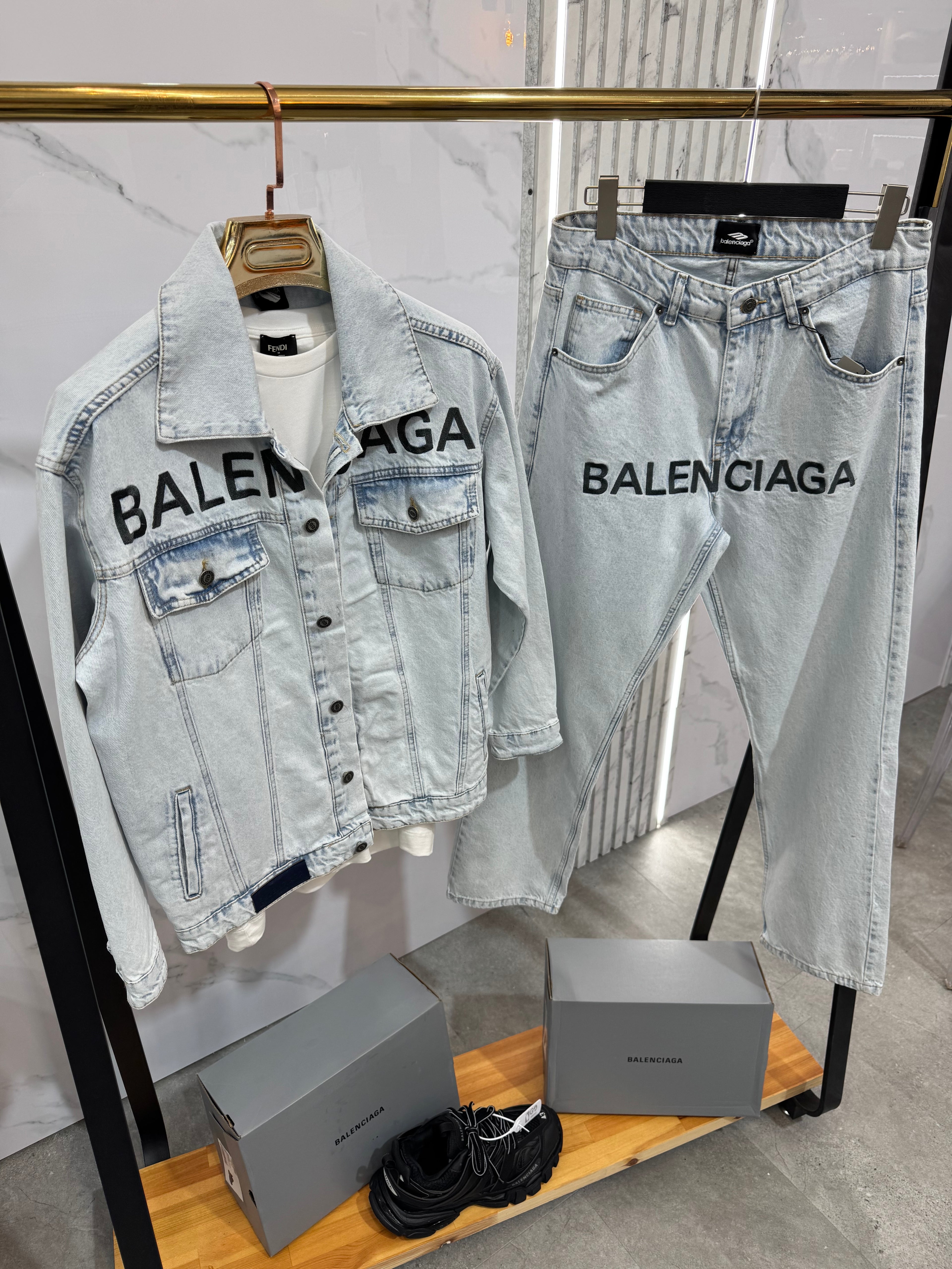 OUTFIT SET BALENCIAGA - NEW1208