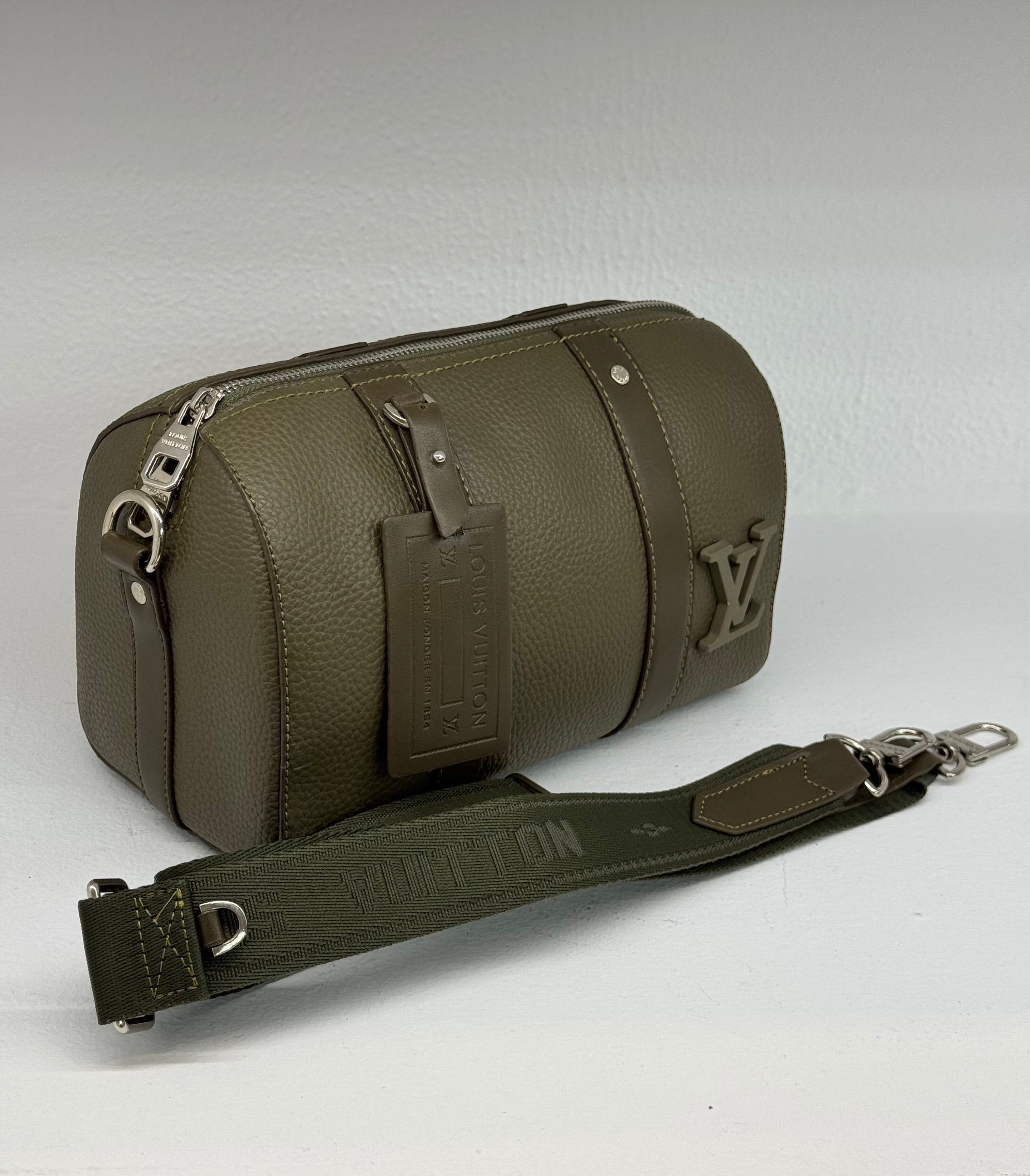 ΤΣΑΝΤΑΚΙ LOUIS VUITTON - 1218 STYLE DUFFLE BAG