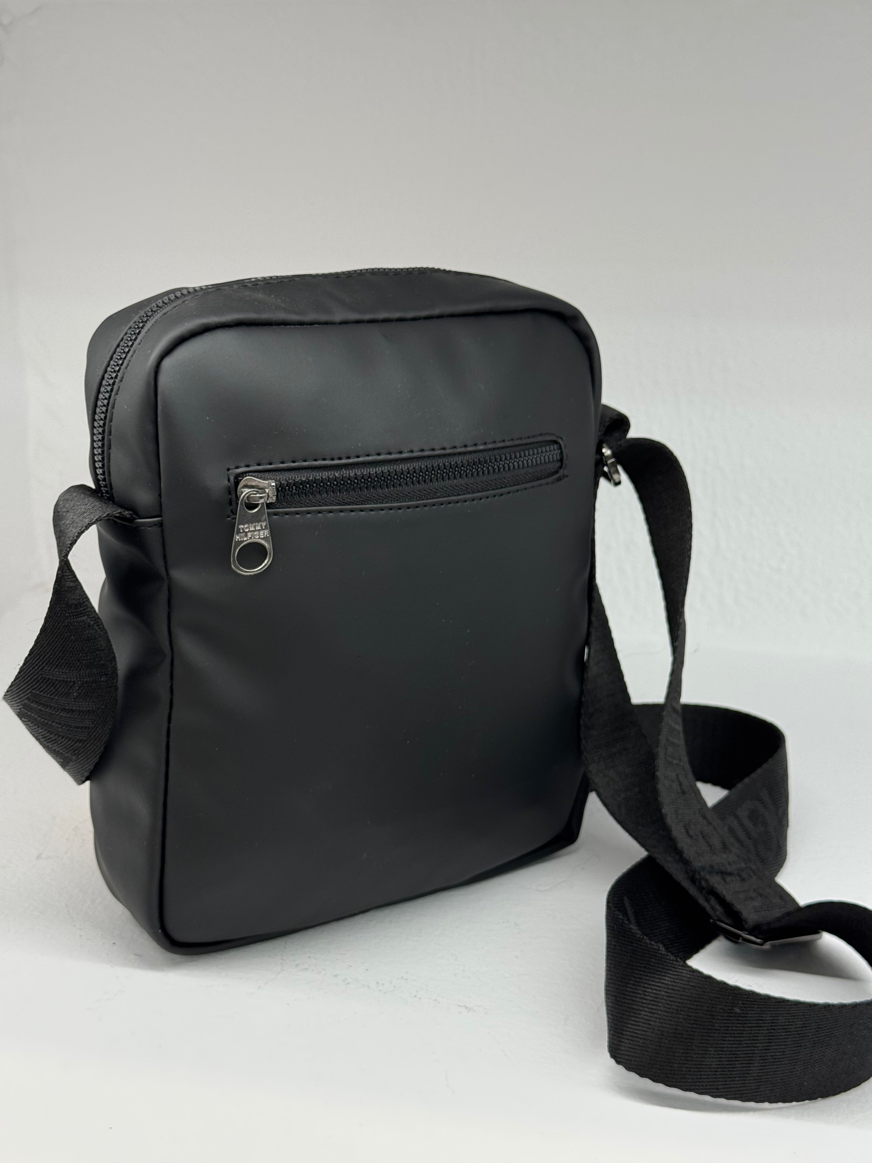 ΤΣΑΝΤΑΚΙ TOMMY HILFIGER - NEW1133 SUMMER