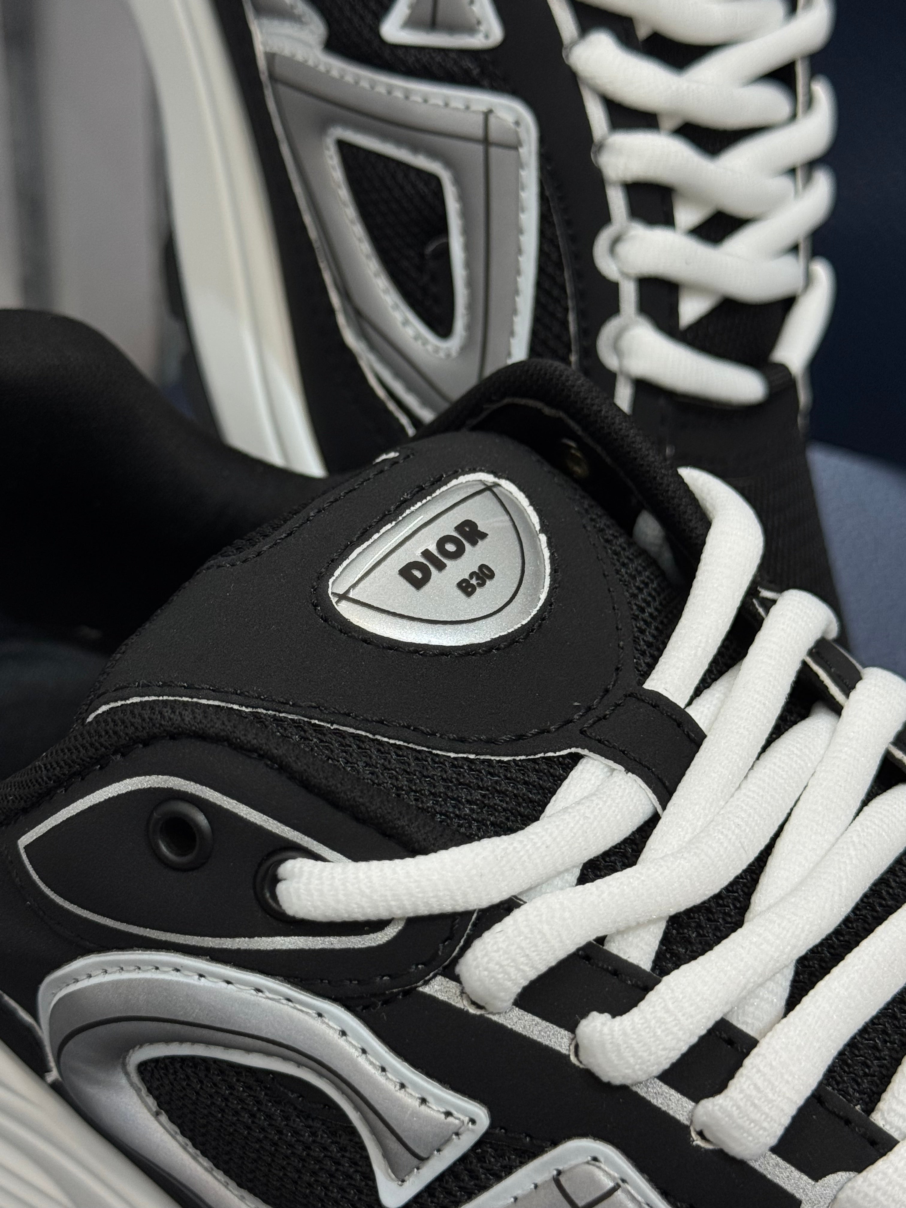 CHRISTIAN DIOR B30 - PREMIUM SNEAKER 1157