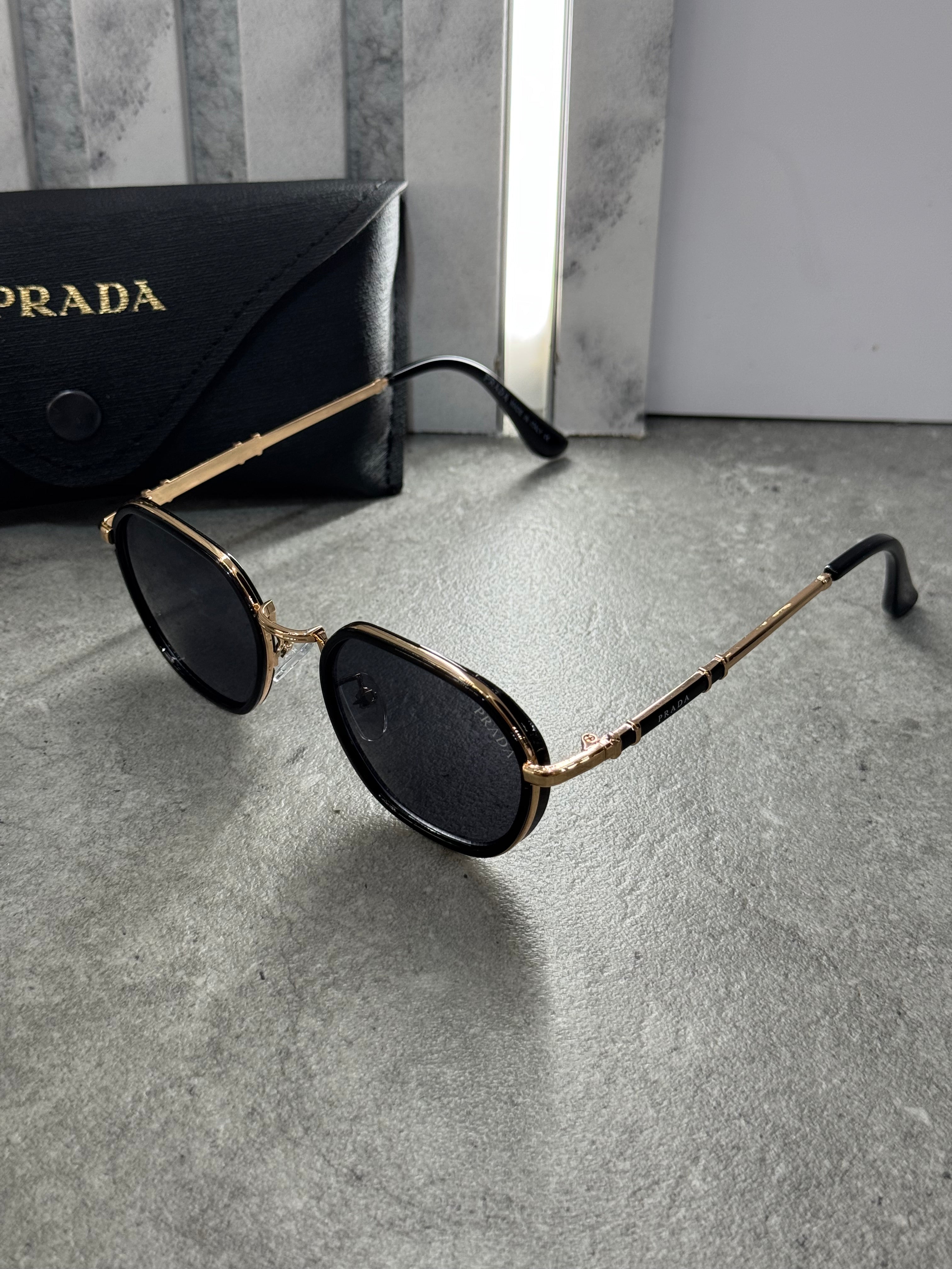 PRADA SUNGLASSE - NEW1134