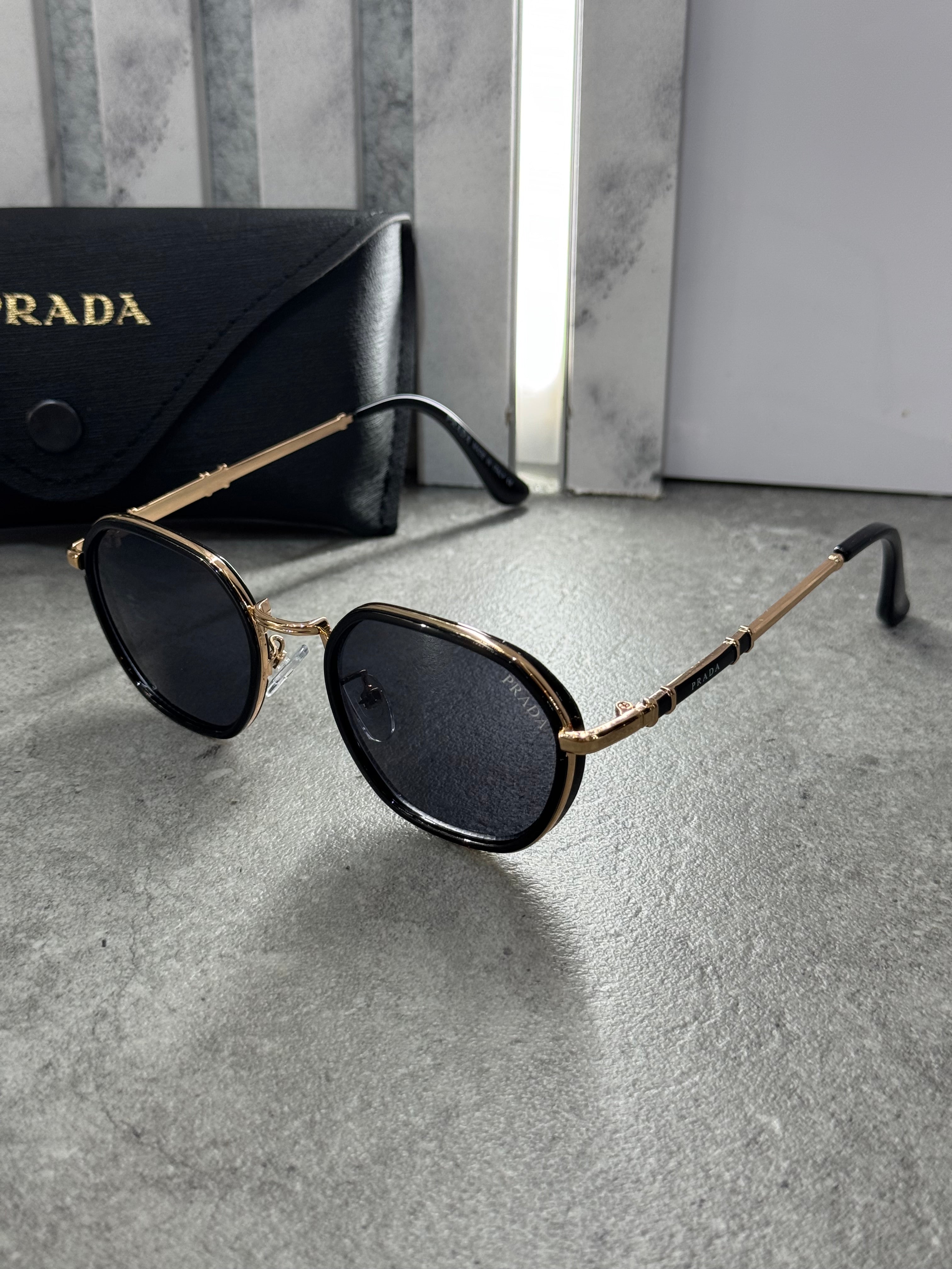 PRADA SUNGLASSE - NEW1134
