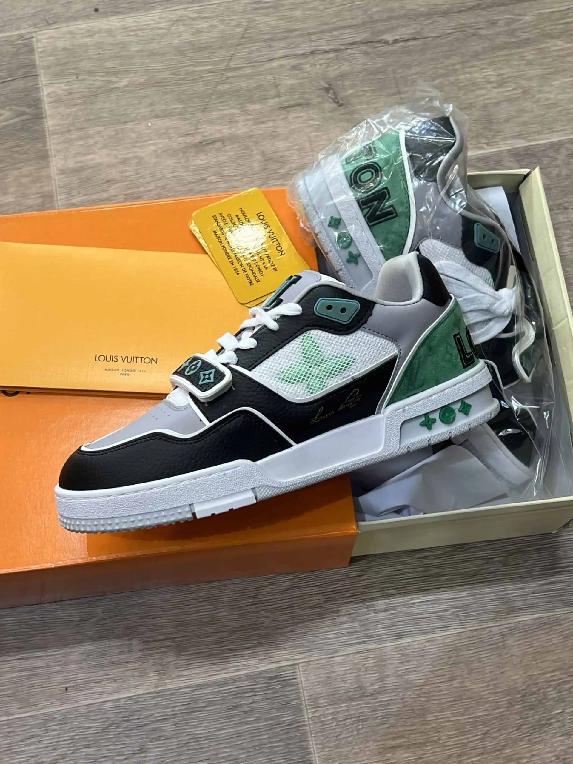 Παπούτσια Louis Vuitton – 7035 SALE