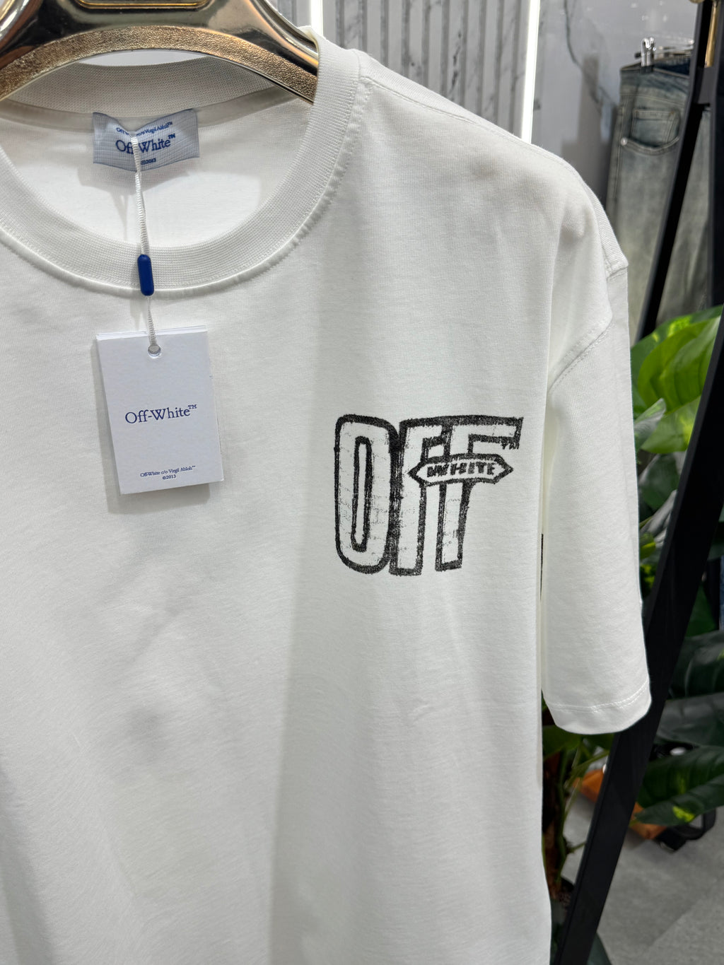 OFF-WHITE Sketch Arrow T-Shirt – White / Black - NEW1877