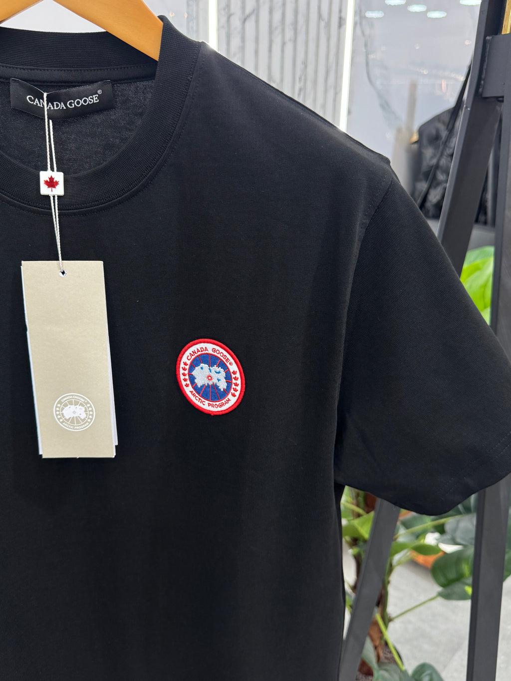 CANADA GOOSE Arctic Program Patch T-Shirt – Black - NEW1915