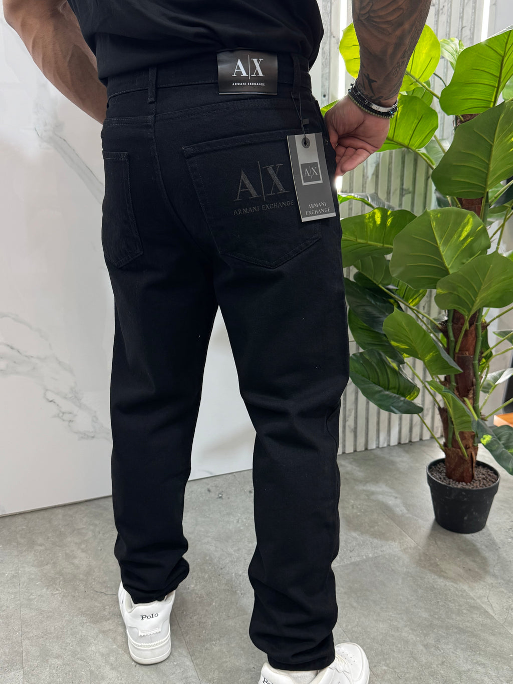 ARMANI EXCHANGE Regular Fit Jeans – Black / Rear Pocket Logo - NEW1833
