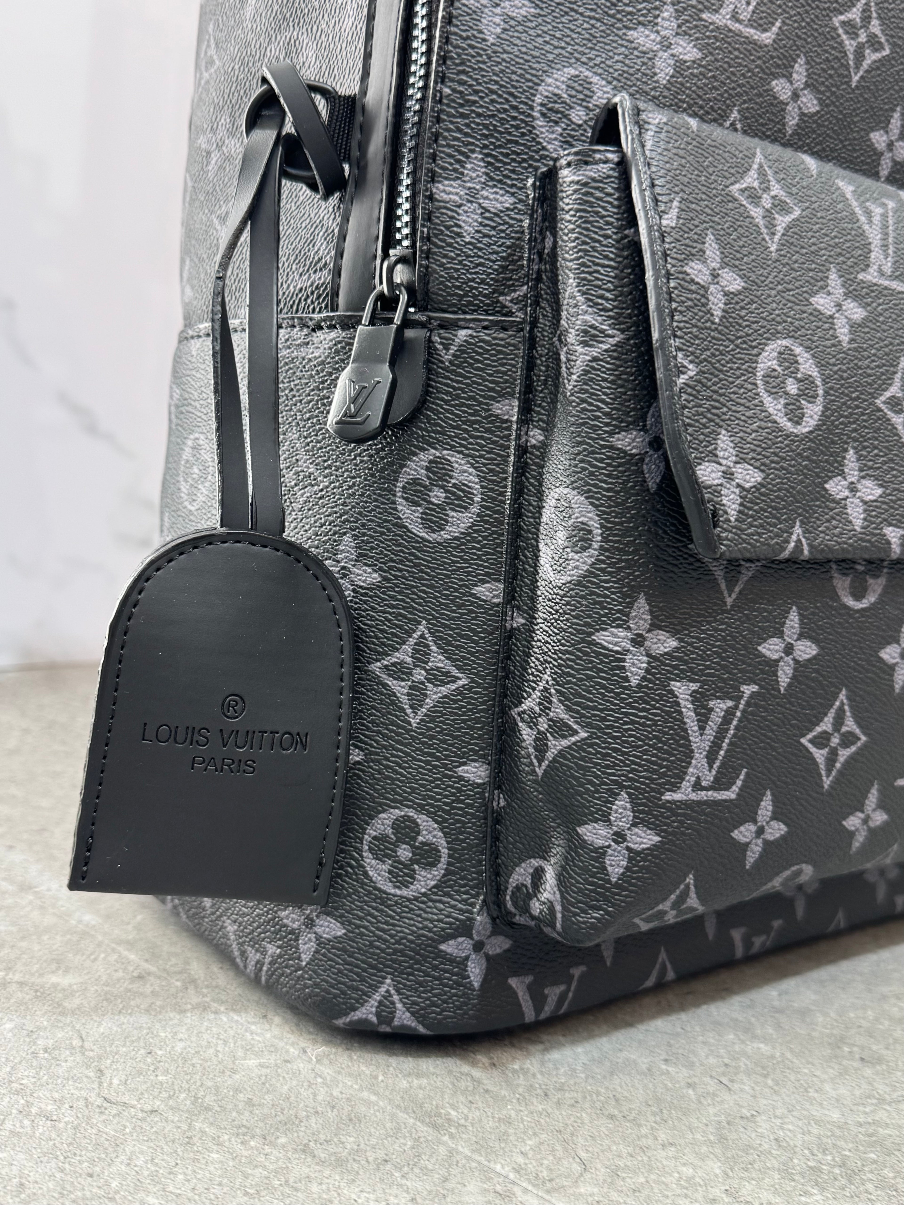 BACKPACK LOUIS VUITTON - NEW1219