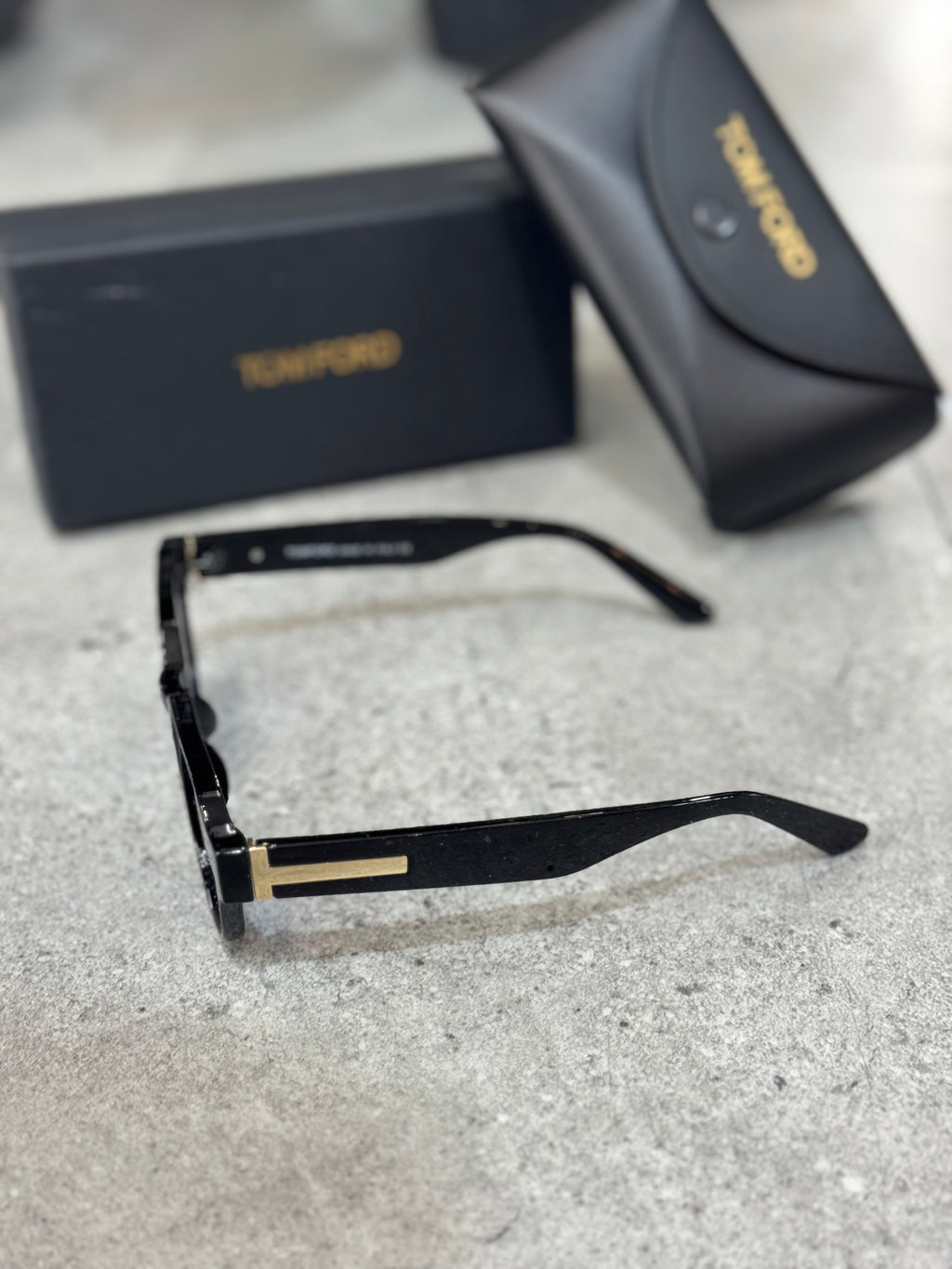 TOM FORD SUNGLASSE - NEW1715
