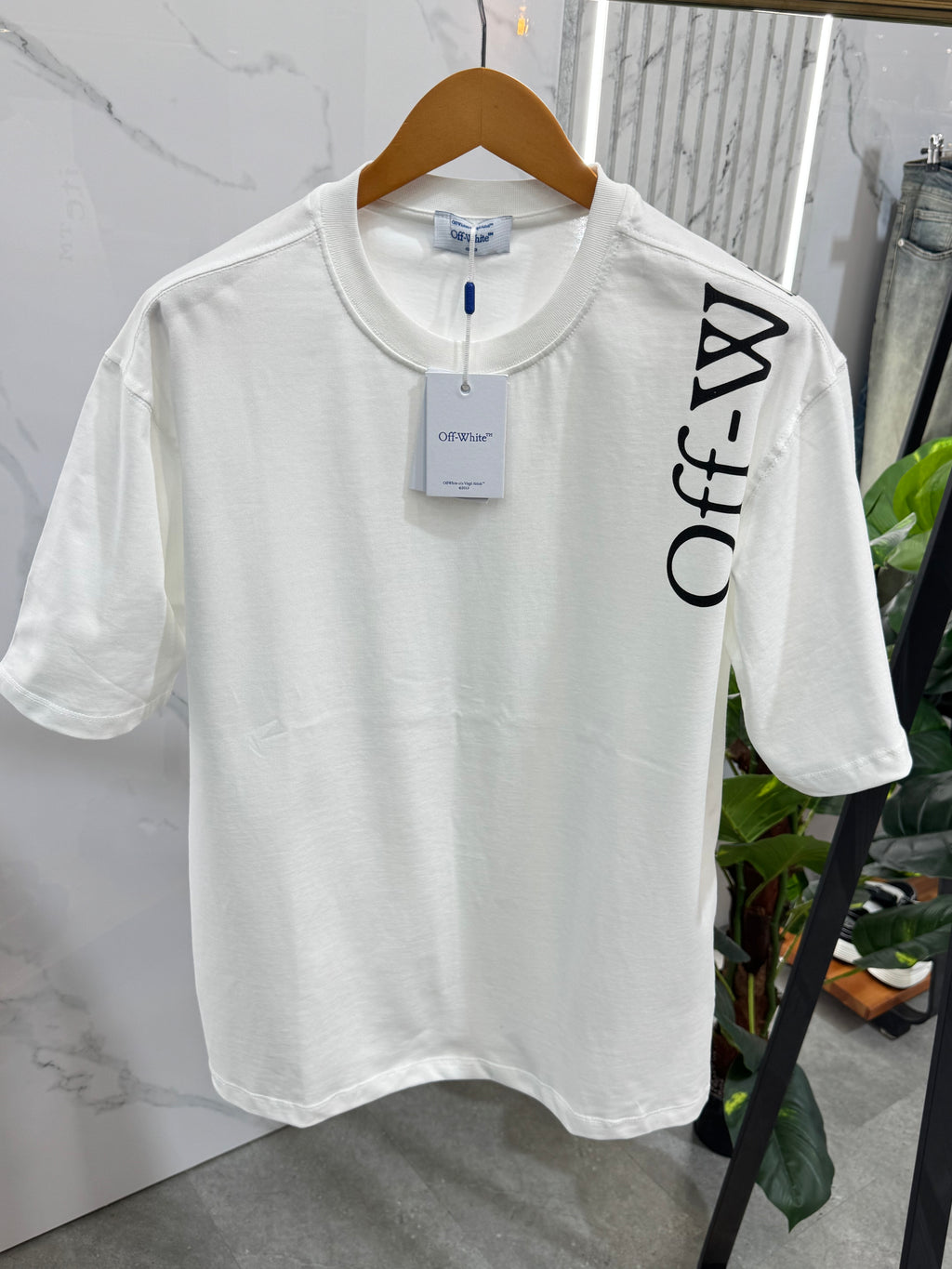 OFF-WHITE Shoulder Logo T-Shirt – White / Black - NEW1882