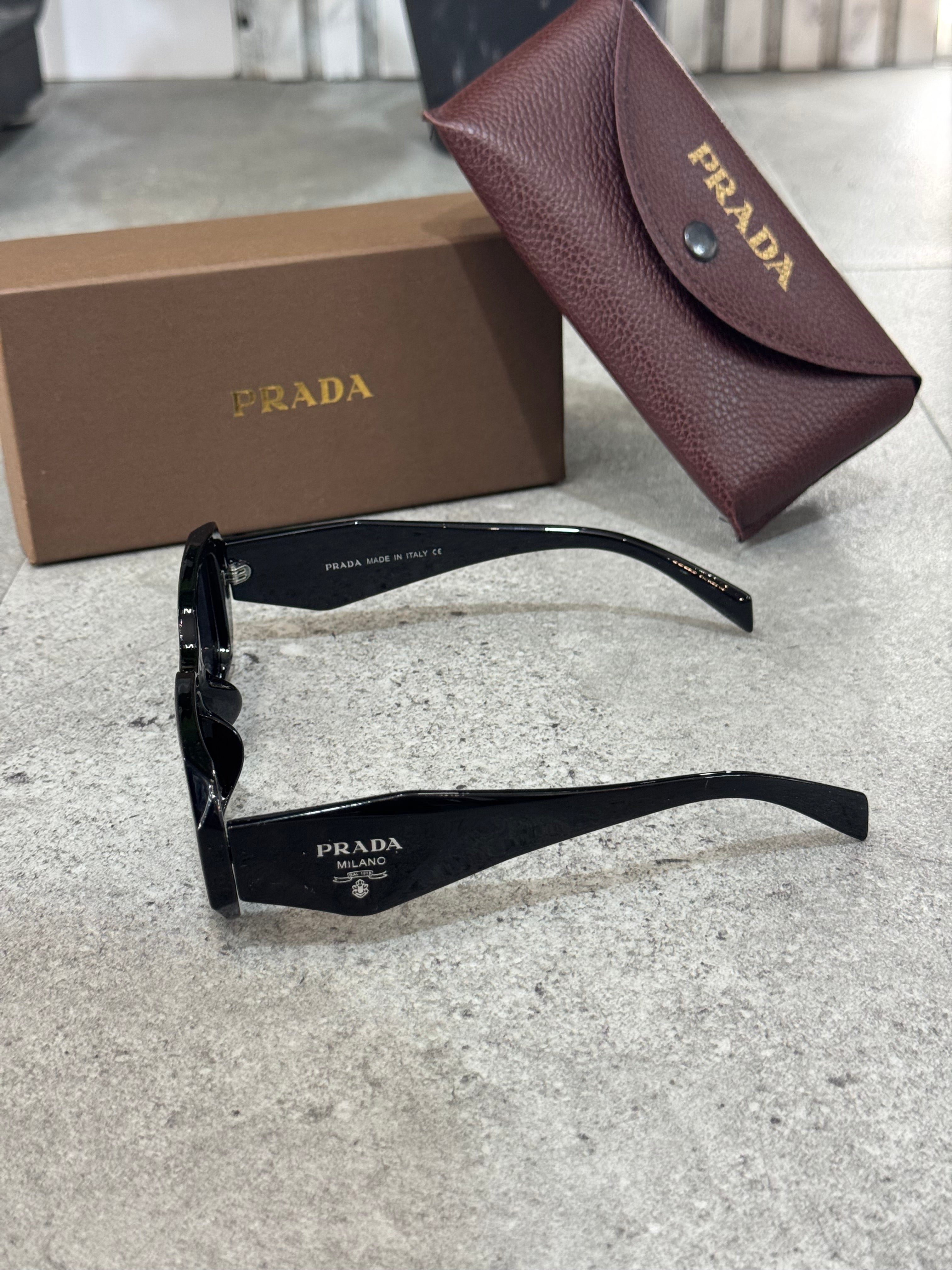 PRADA SUNGLASSE - NEW1719