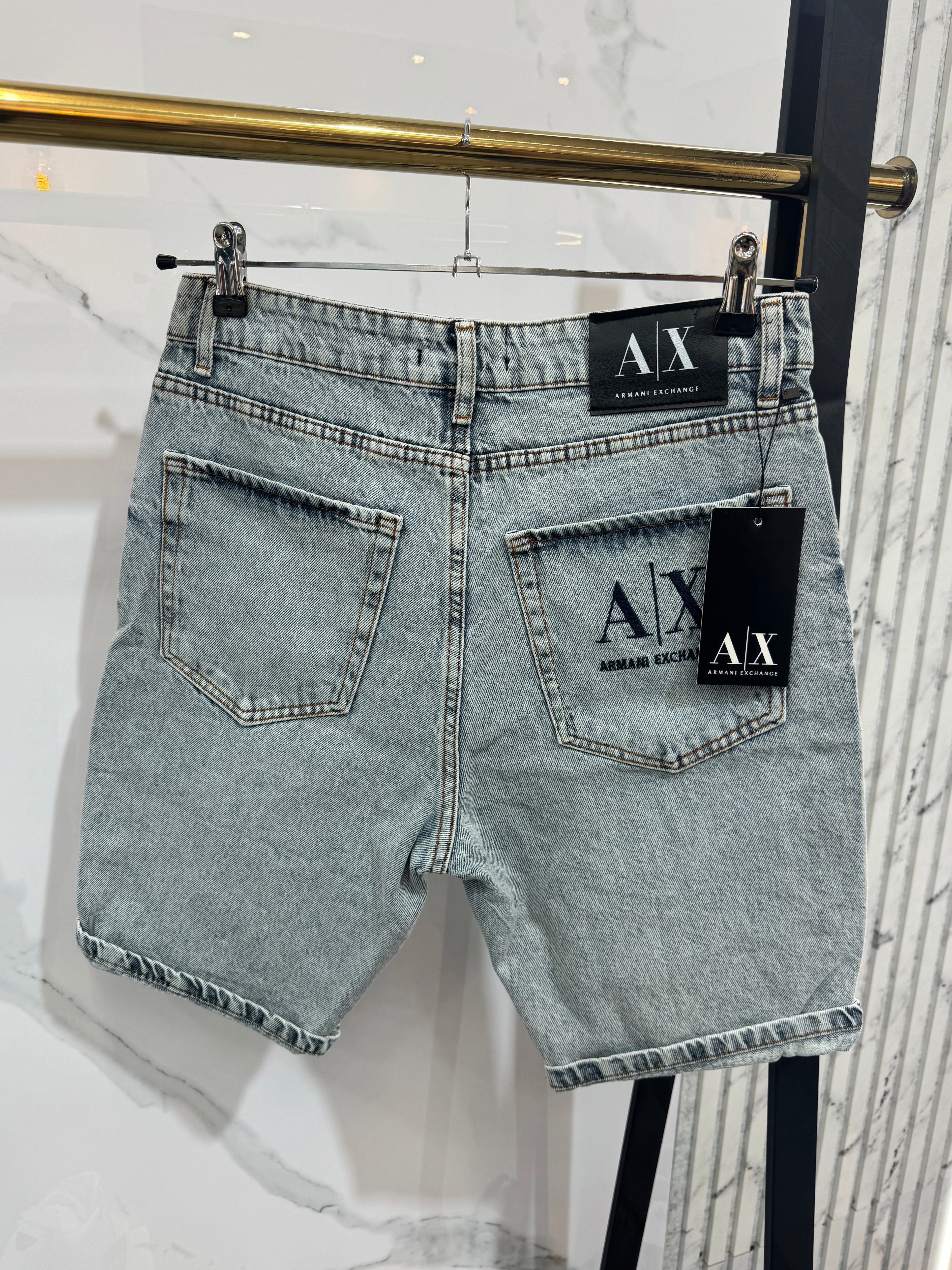 ARMANI EXCHANGE DENIM SHORTS LIGHT BLUE - NEW1576