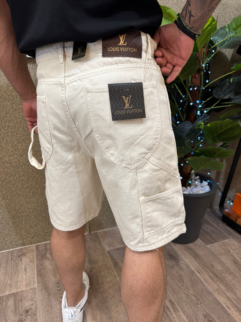 ΒΕΡΜΟΥΔΑ LOUIS VUITTON - NEW1579