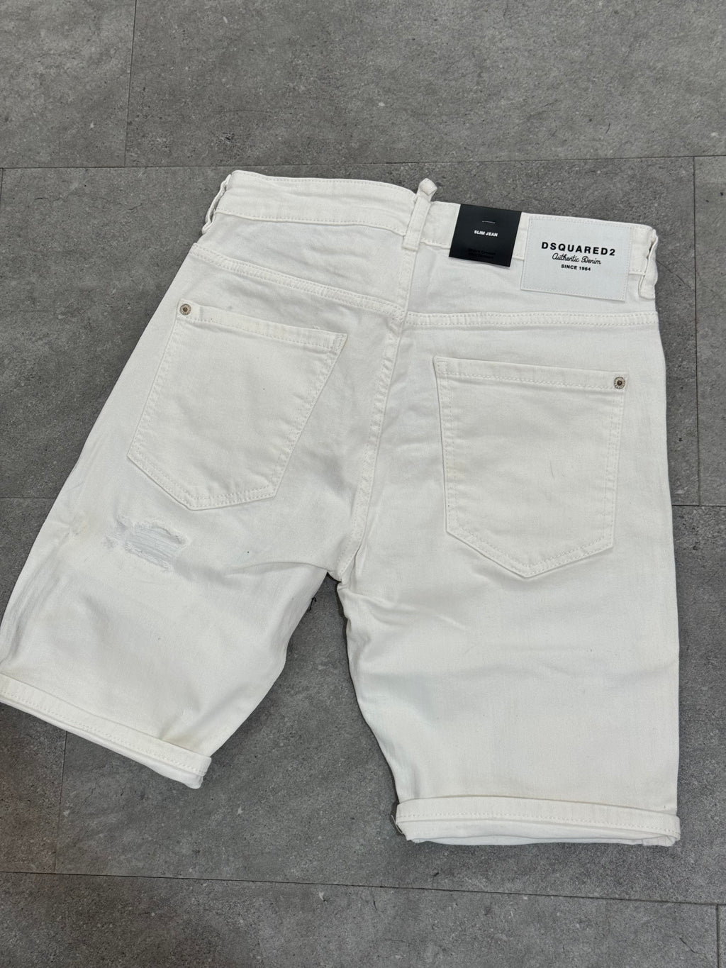 DSQUARED2 Distressed Slim Denim Shorts – White - NEW1781