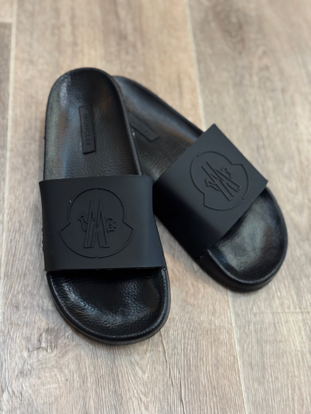 ΠΑΝΤΟΦΛΑ MONCLER - NEW1145 SALE