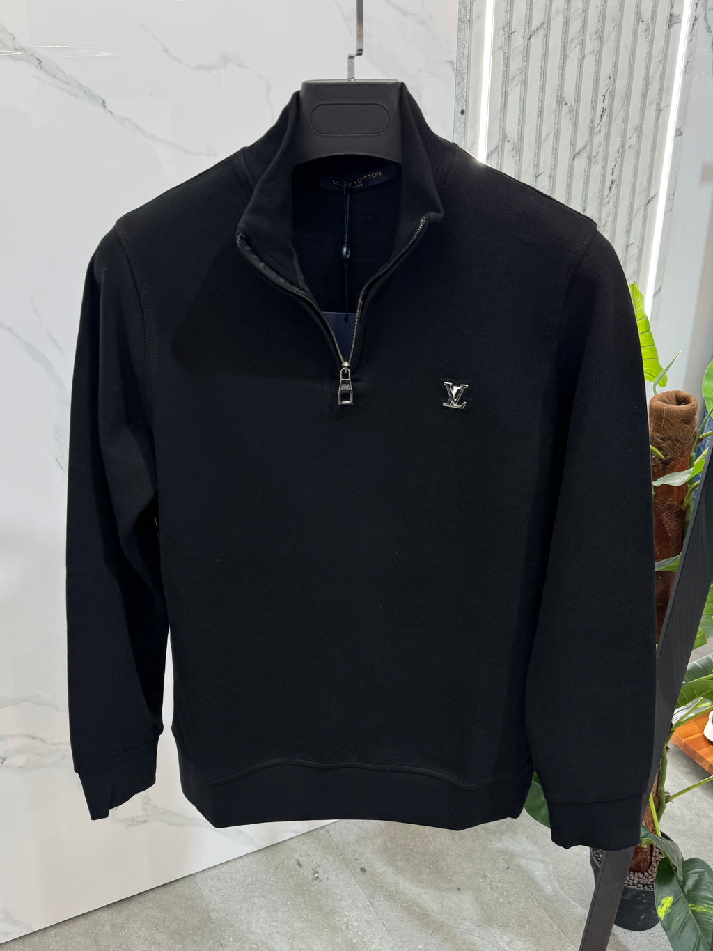 LOUIS VUITTON LV Logo Half-Zip Sweatshirt – Black - NEW1863