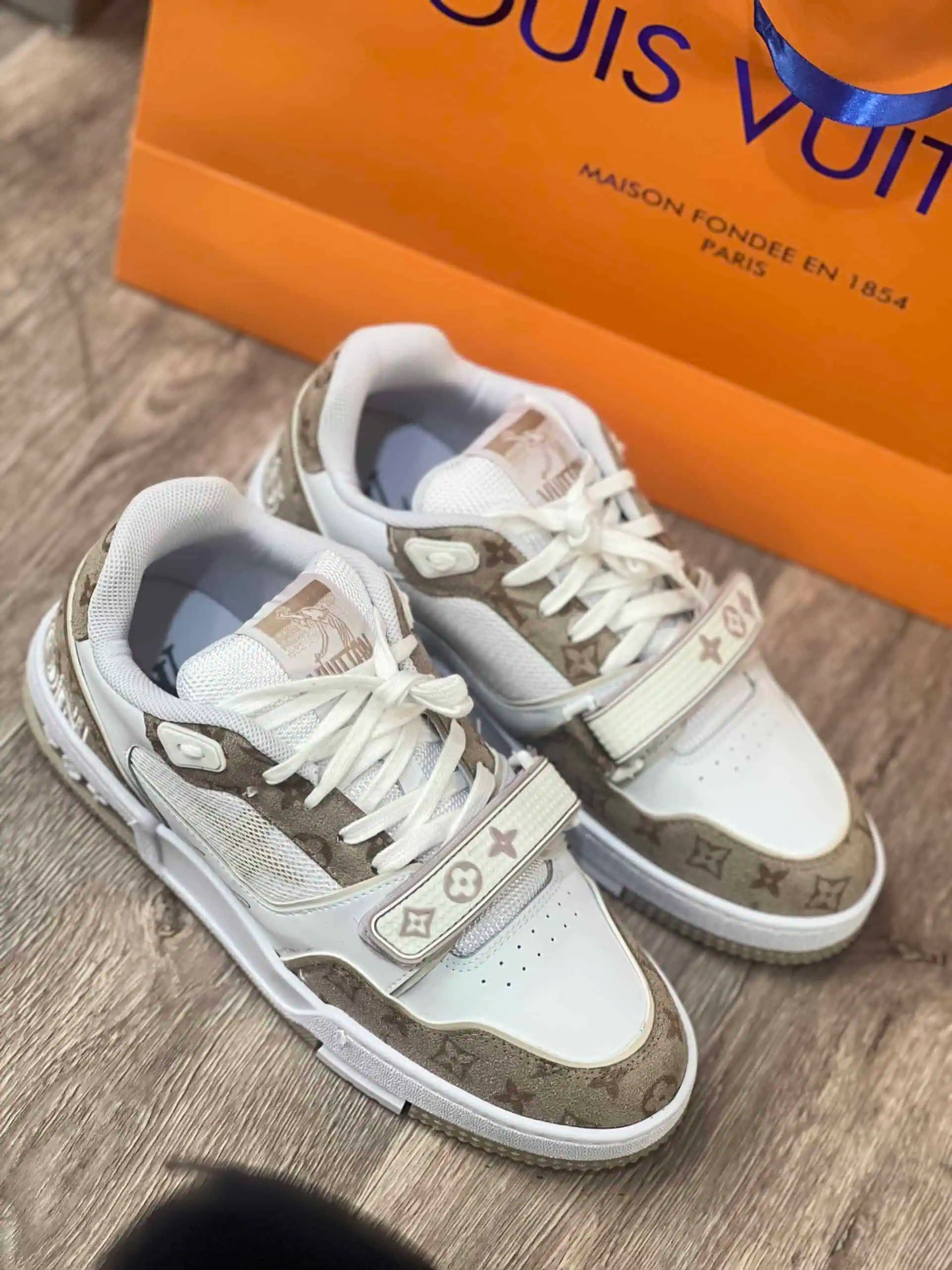 Παπούτσια Louis Vuitton – 7020 SALE