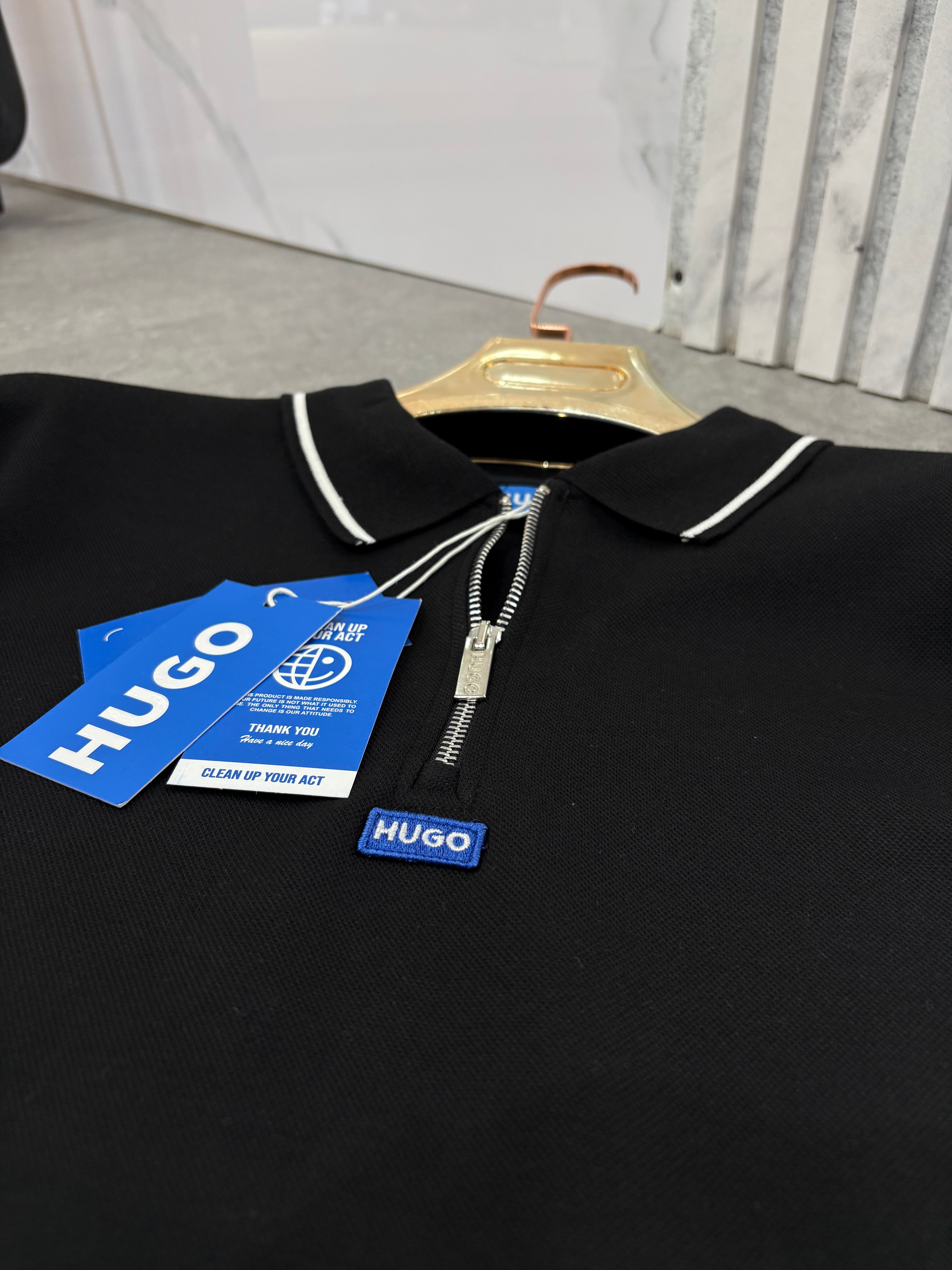 SWEATSHIRT HUGO BOSS HALF ZIP - NEW1275