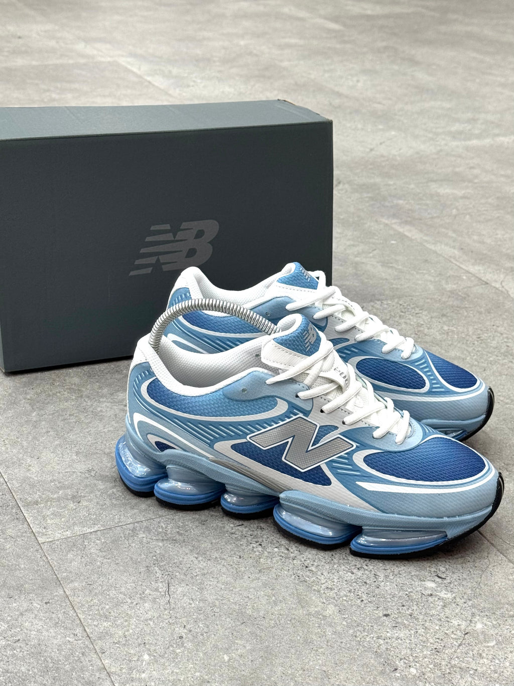 NEW BALANCE 2000 – Light Blue / Royal Blue - NEW1809