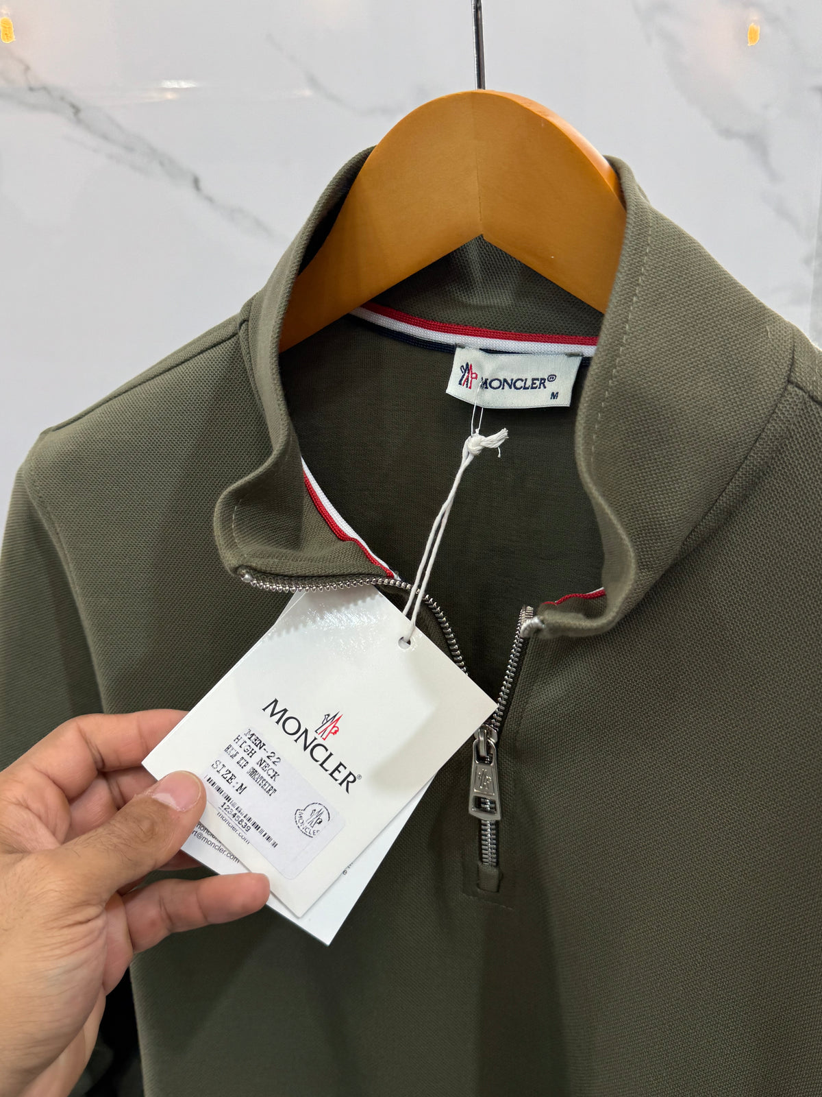 MONCLER Felt Logo Felt Patch Half-Zip Sweatshirt – Olive Green - NEW1957
