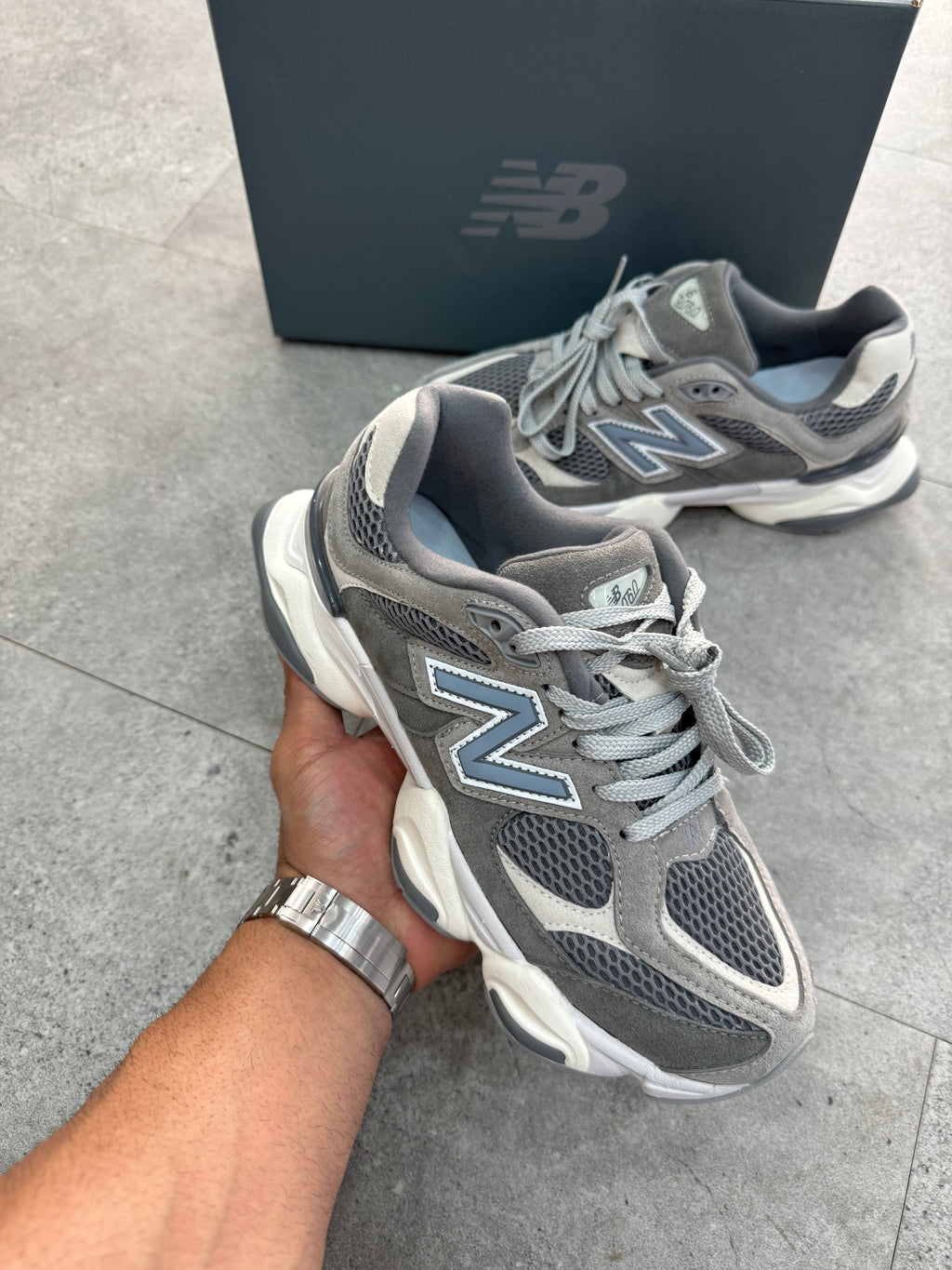 New Balance 9060 "Rain Cloud / Grey" - NEW1624