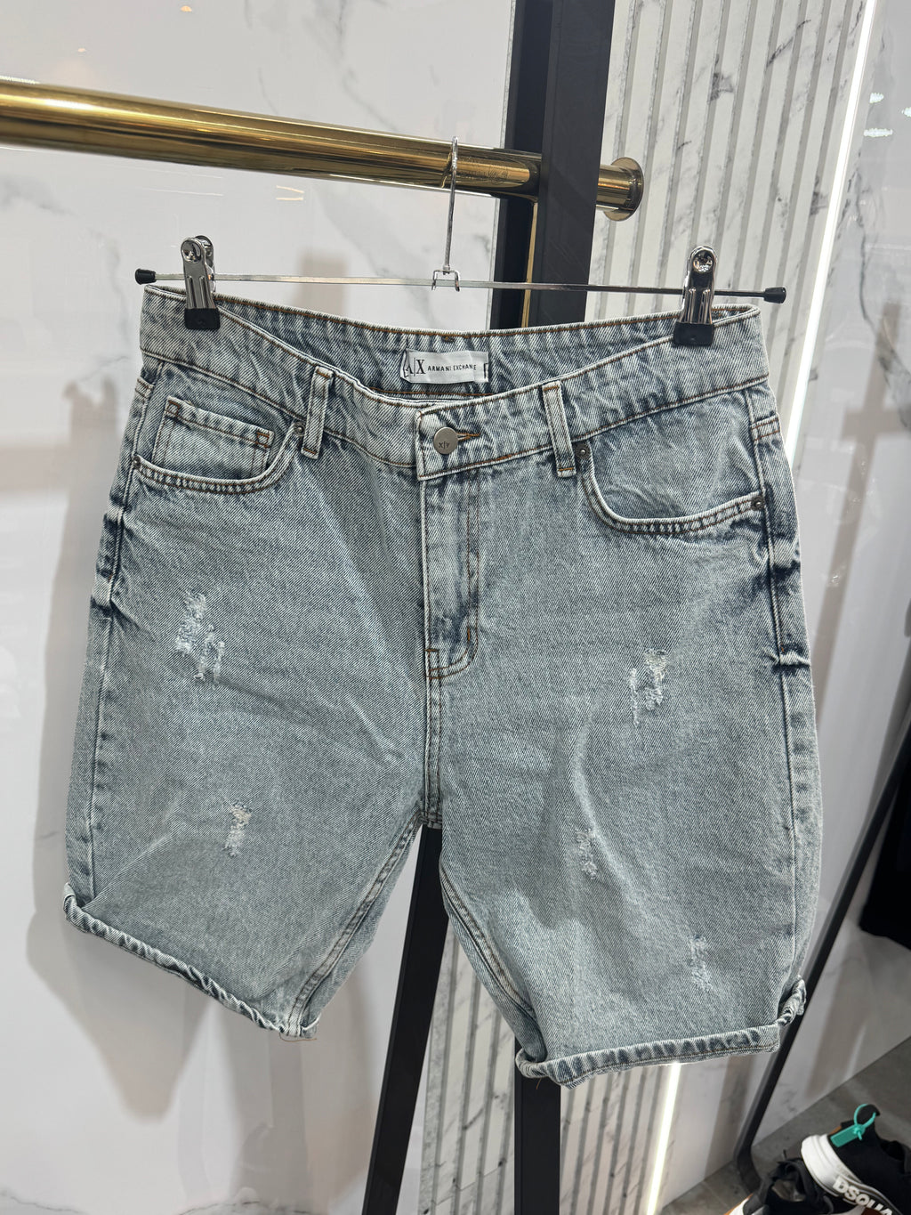 ARMANI EXCHANGE DENIM SHORTS LIGHT BLUE - NEW1576