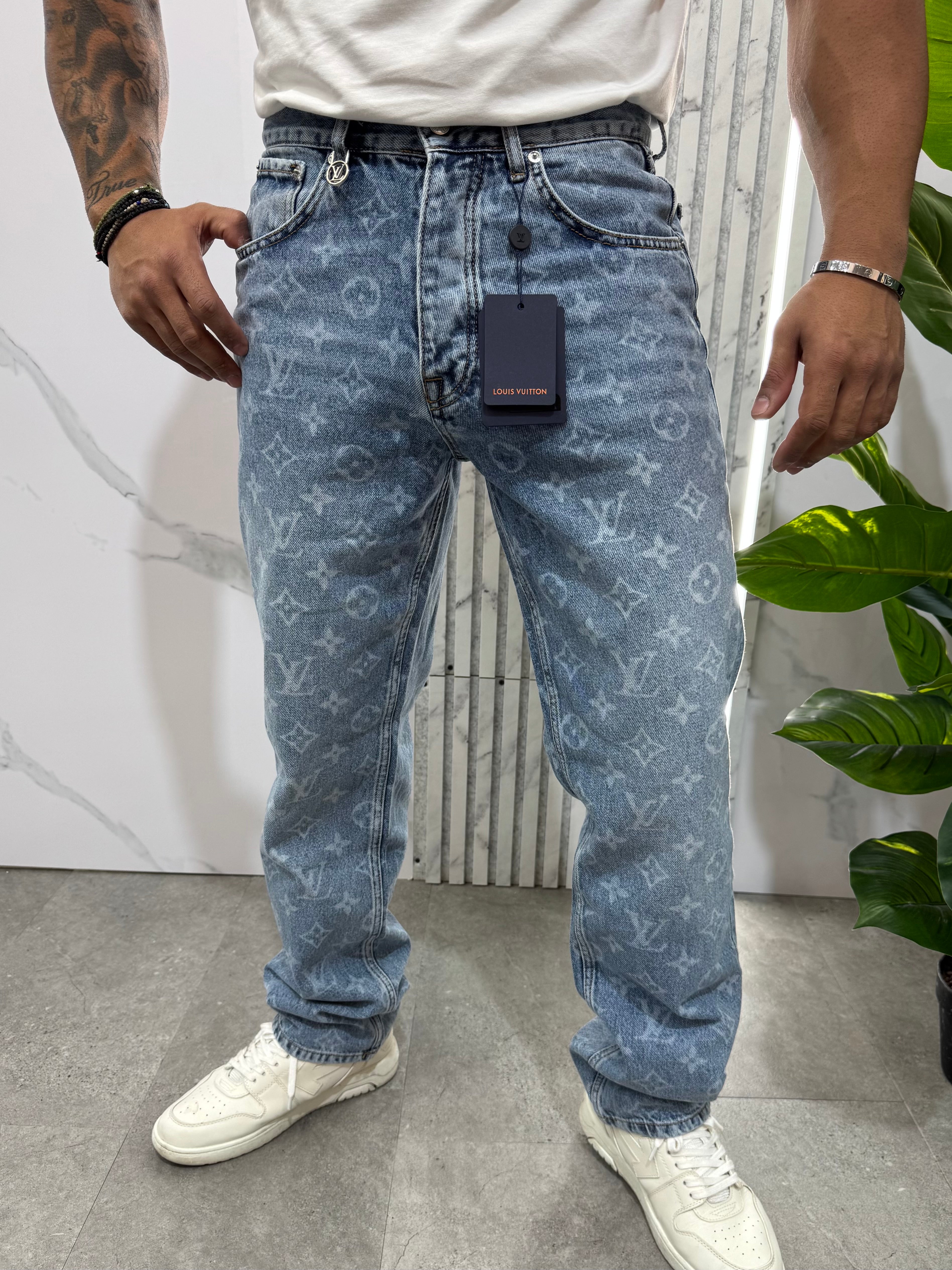 JEAN LOUIS VUITTON - NEW1327