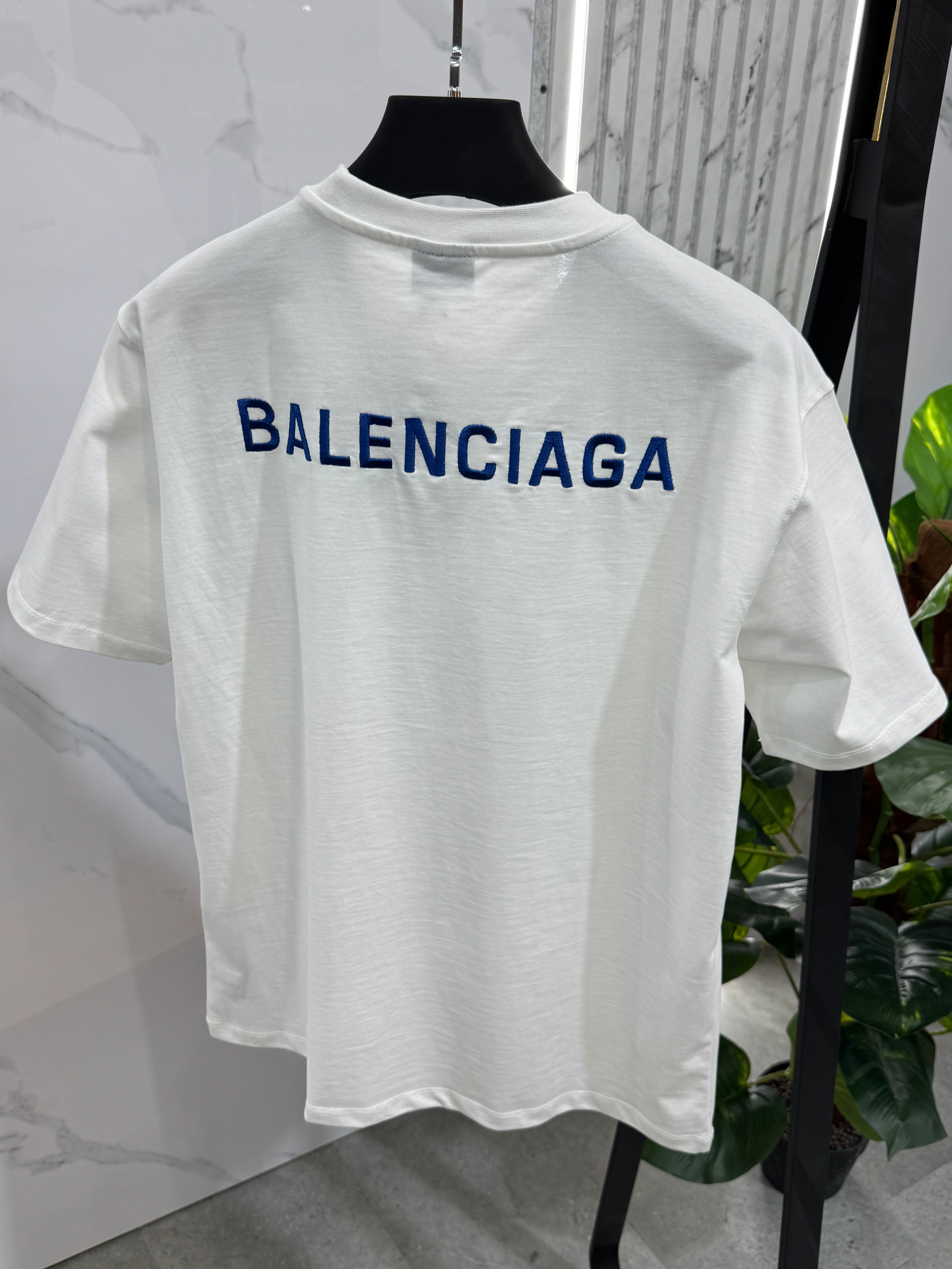 T-SHIRT BALENCIAGA - NEW1496