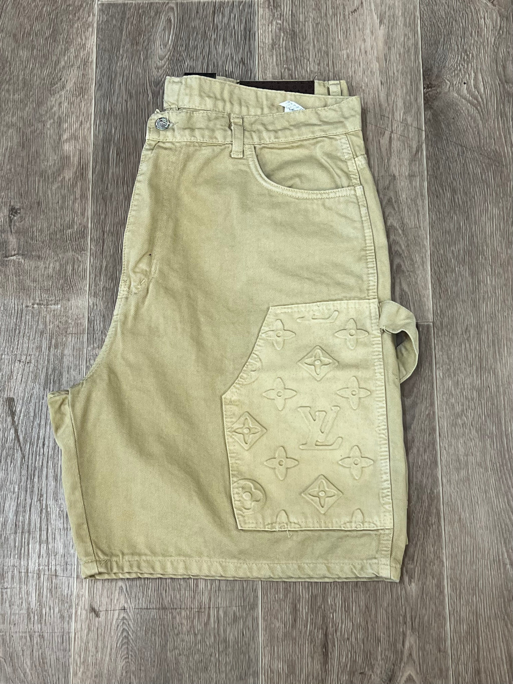 ΒΕΡΜΟΥΔΑ LOUIS VUITTON - NEW1578