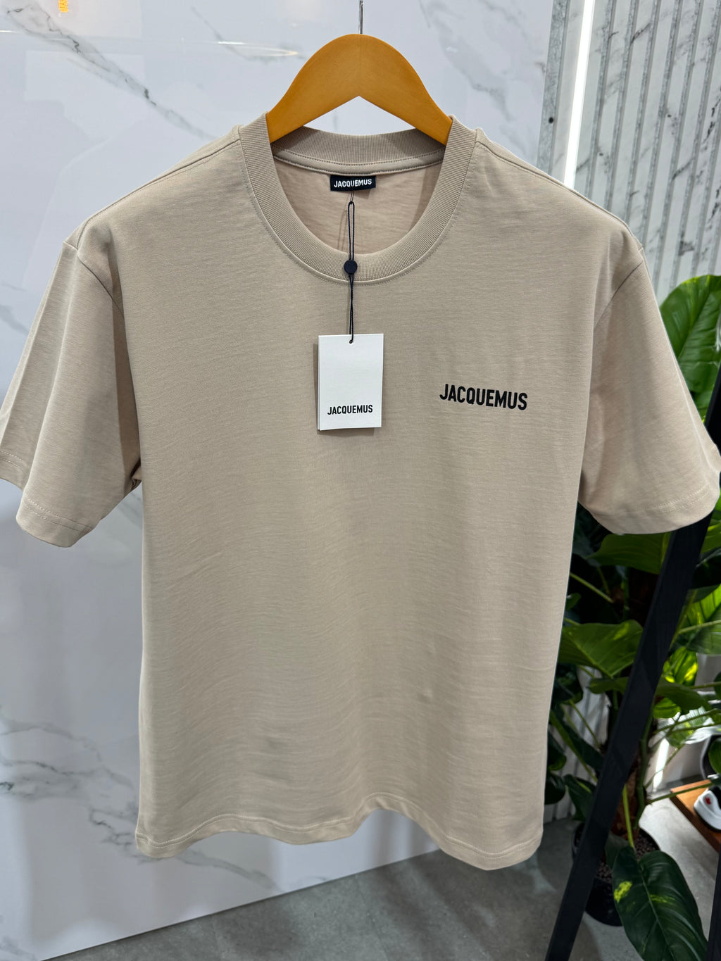 Jacquemus Ανδρικό T-shirt "Avenue Montaigne" - Beige/Sand - NEW1692