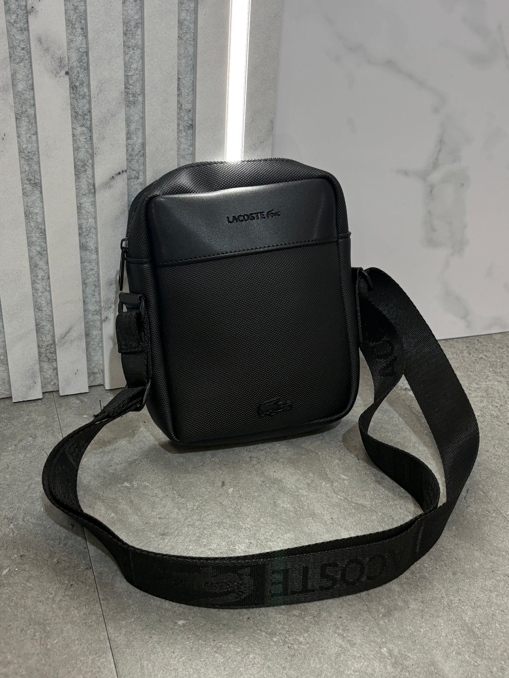 ΤΣΑΝΤΑΚΙ LACOSTE - 1402