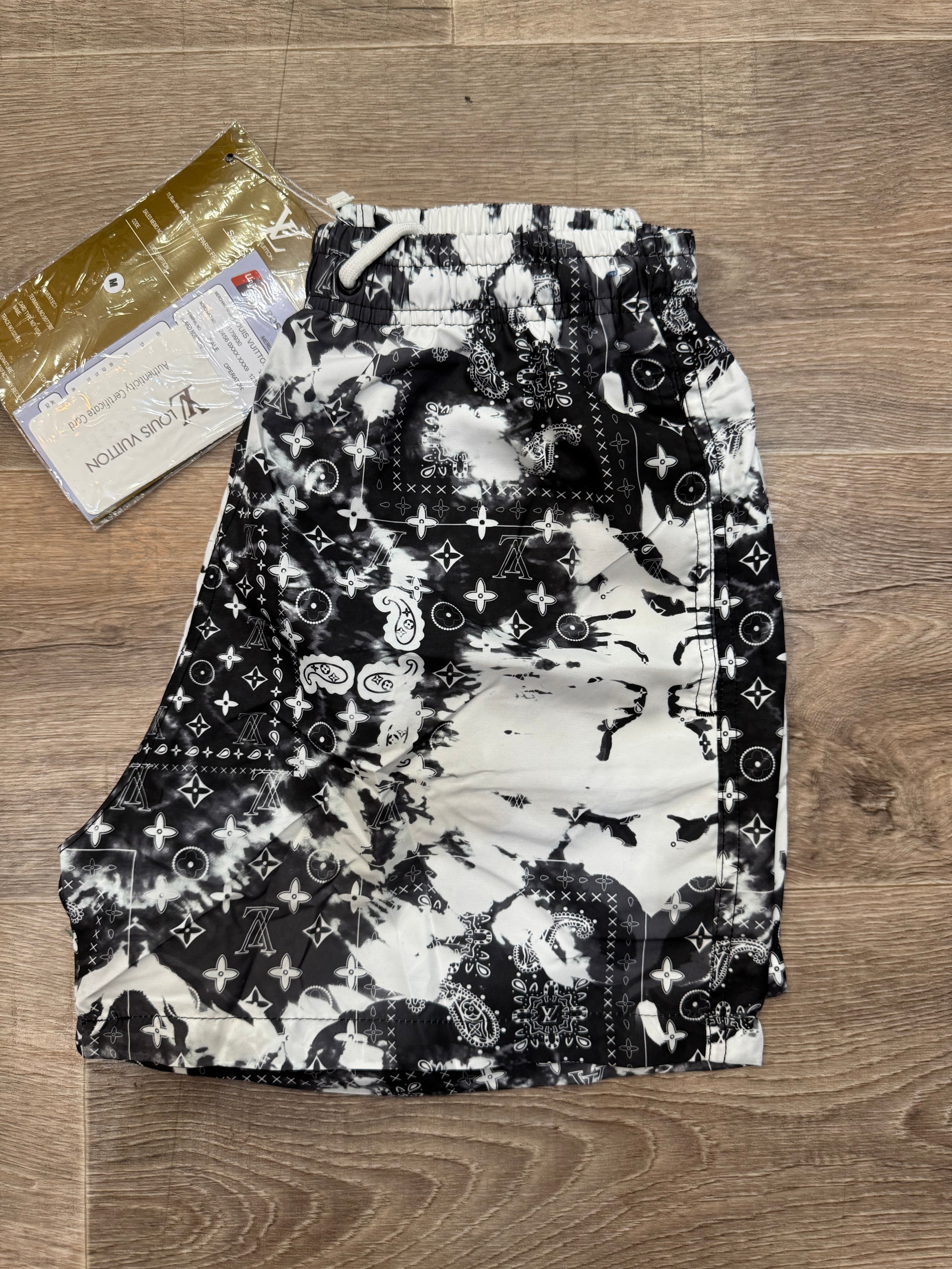 LOUIS VUITTON Monogram Bandana Swim Shorts – Black / White - NEW1109