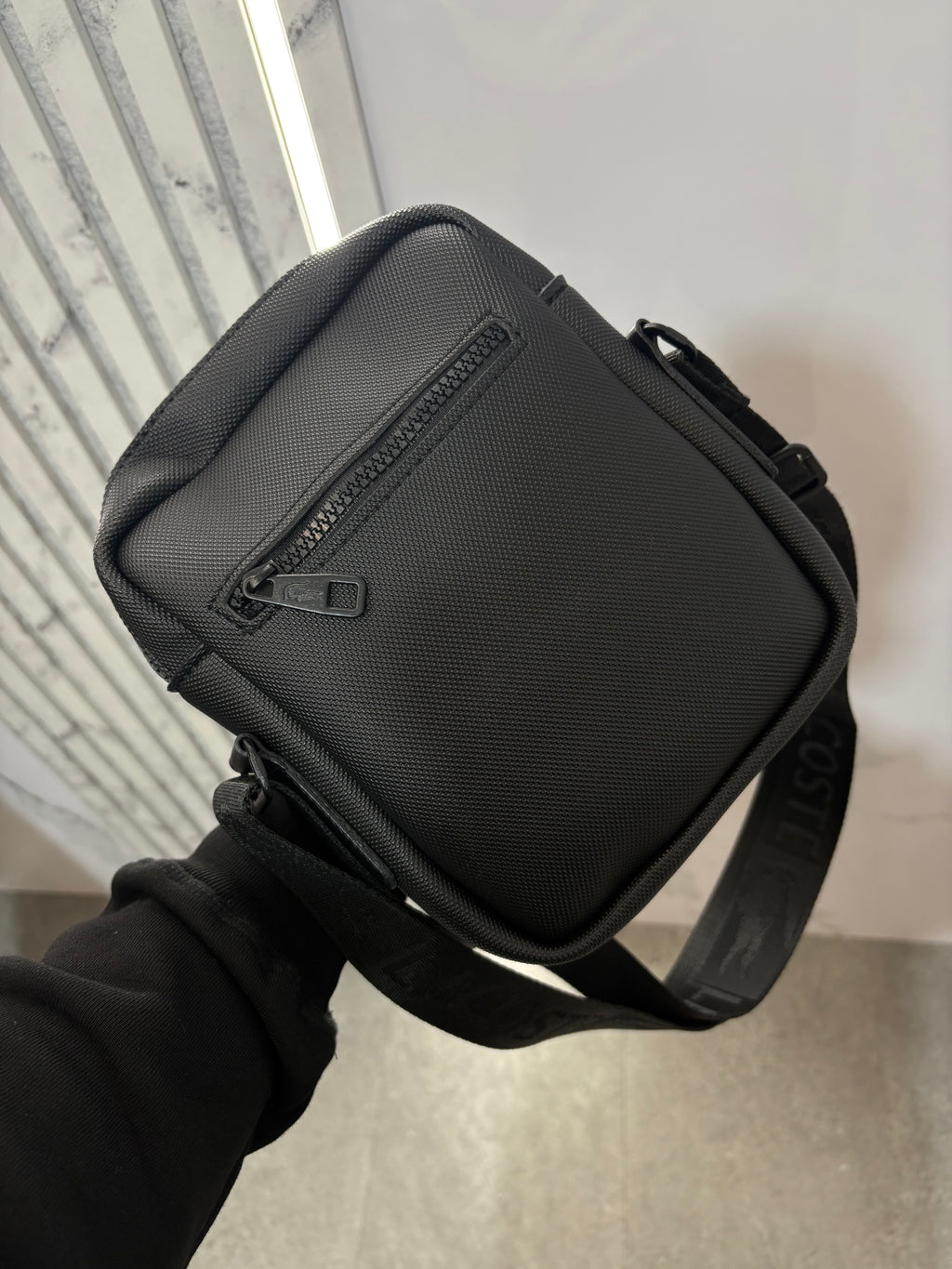 ΤΣΑΝΤΑΚΙ LACOSTE - 1402