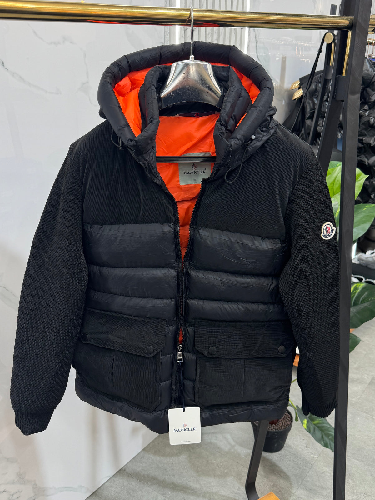 MONCLER Hybrid Knit & Down Puffer Jacket – Black / Orange - NEW1927