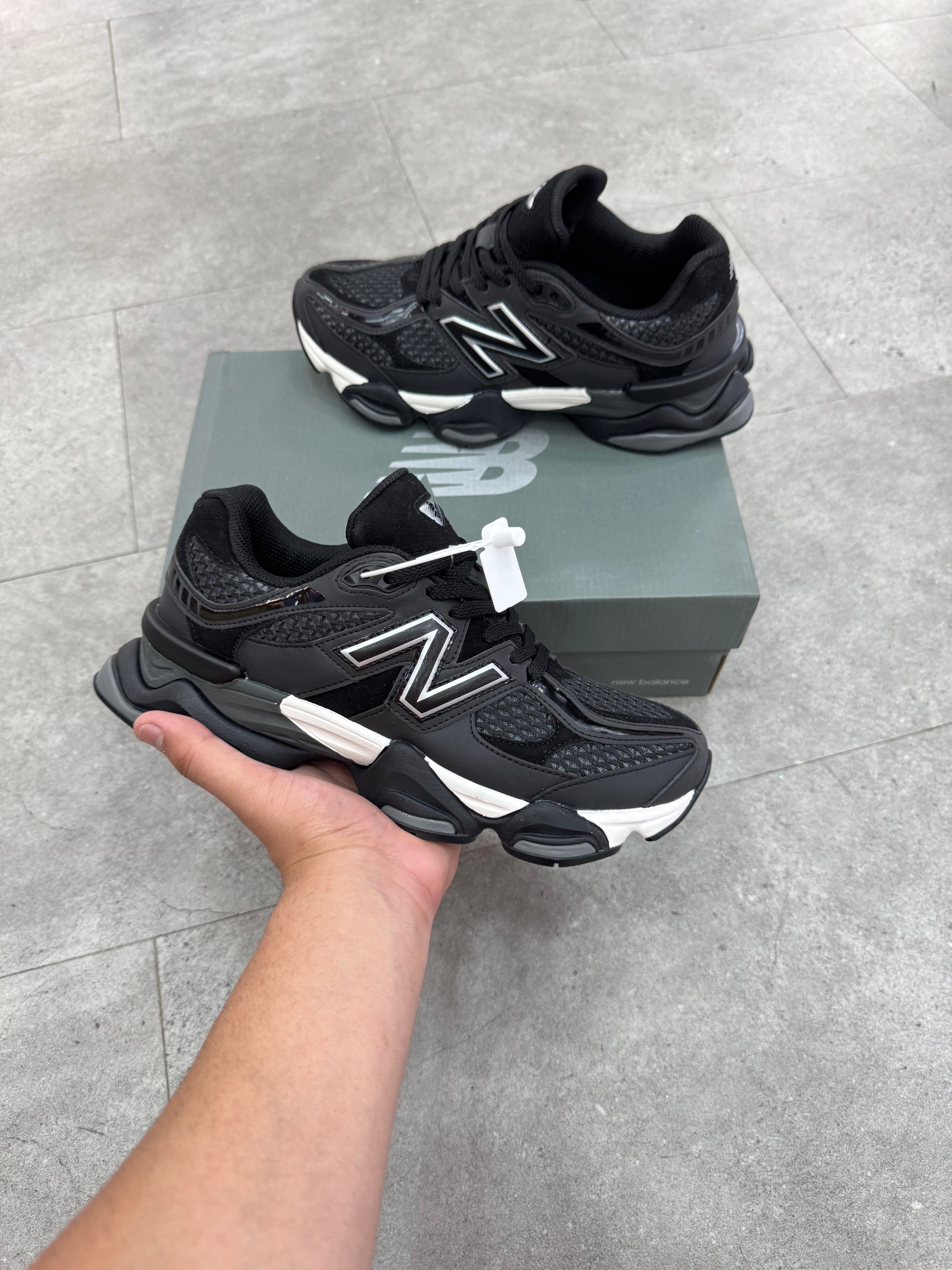 NEW BALANCE 9060 – Triple Black / Castlerock - NEW1803