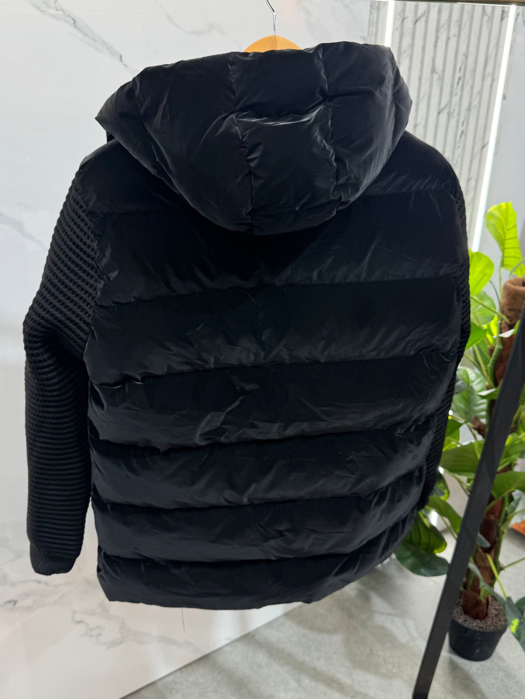 MONCLER Ribbed Sleeve Hybrid Puffer Jacket – Black - NEW1930