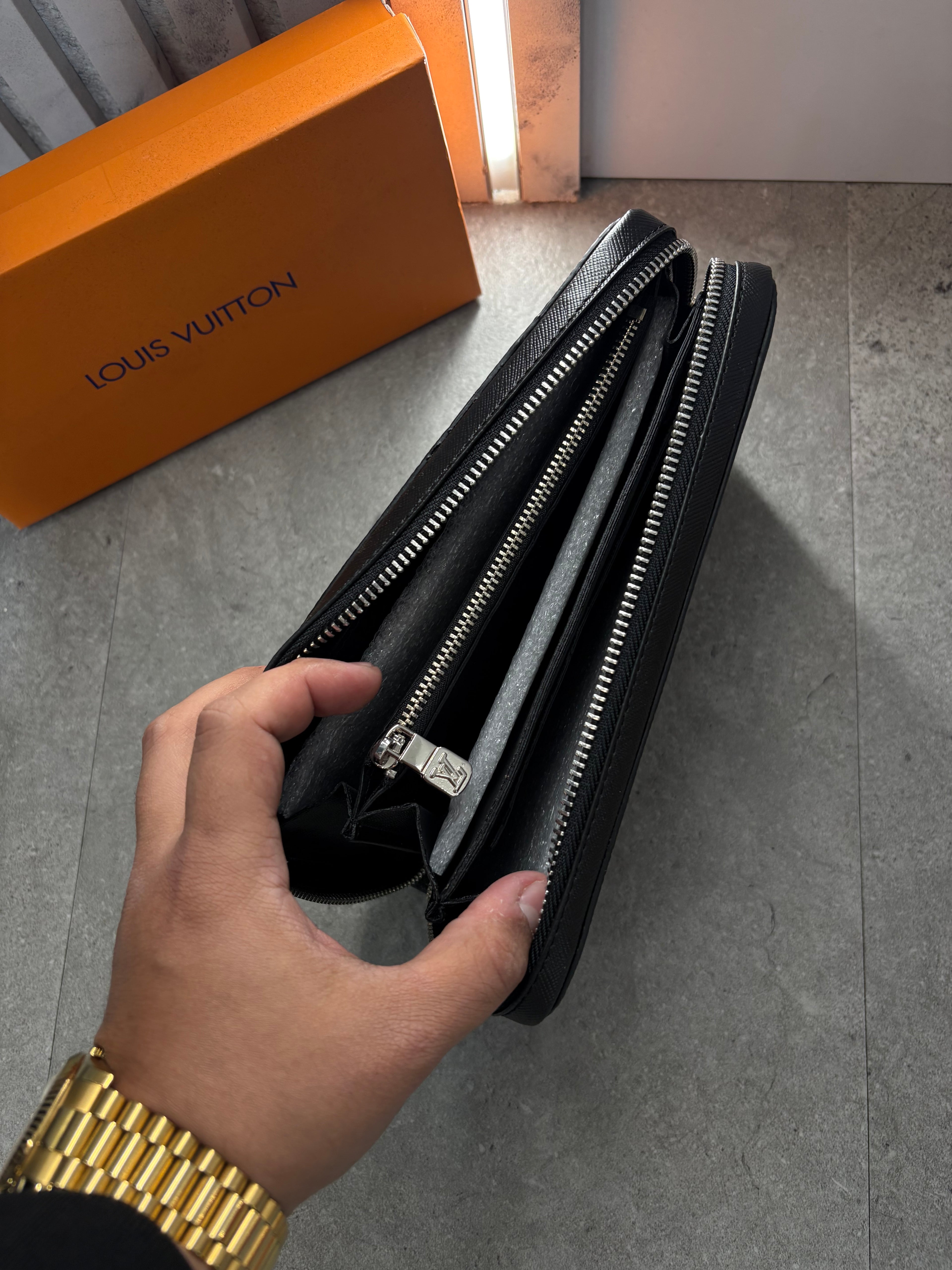 ΠΟΡΤΟΦΟΛΙ ΧΕΙΡΟΣ LOUIS VUITTON - NEW1386