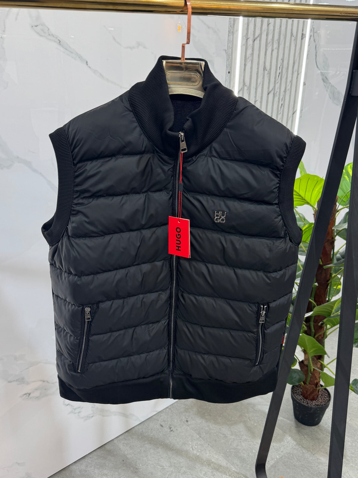 HUGO Hybrid Padded Vest / Bodywarmer – Black - NEW1824