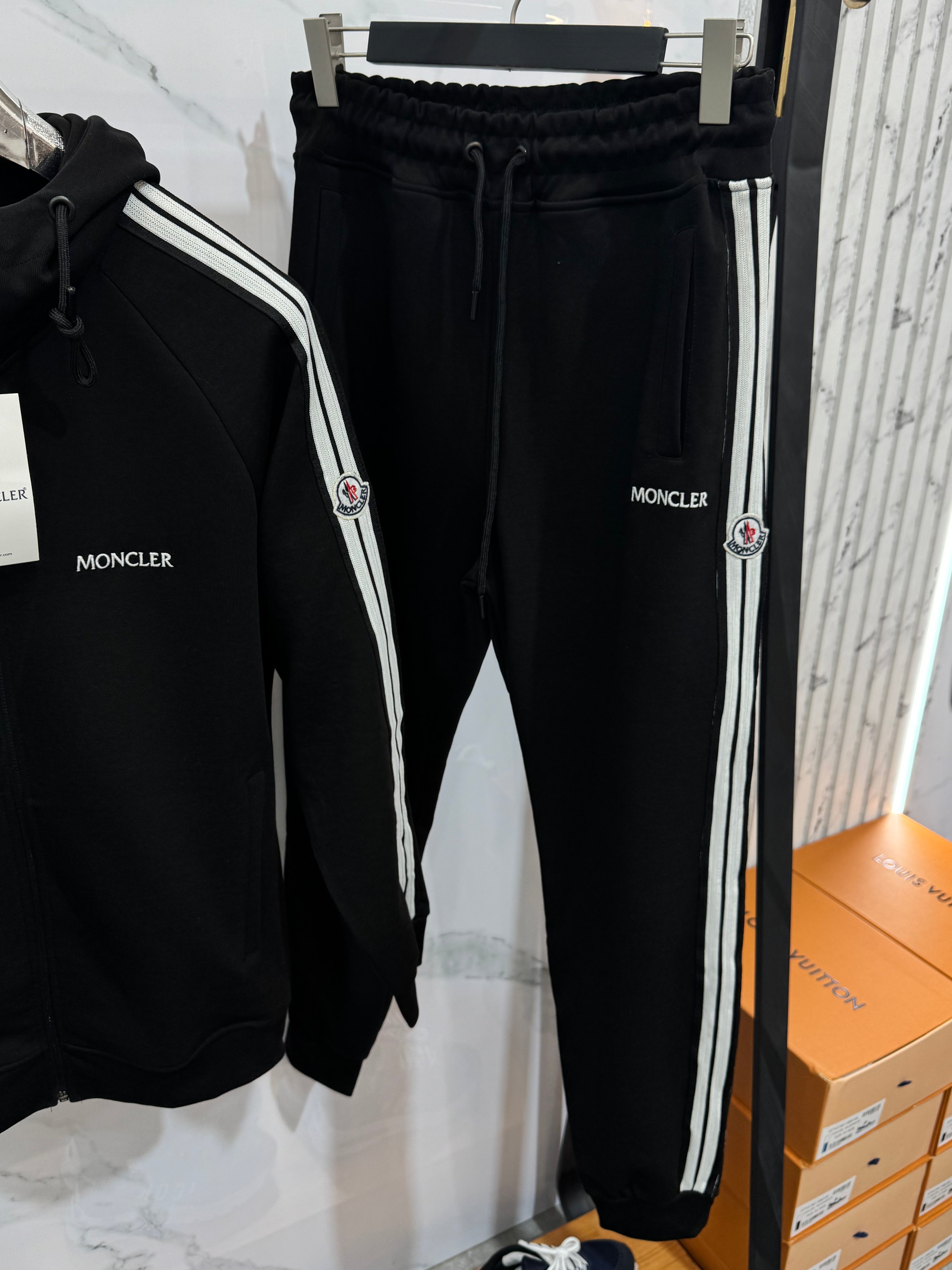 OUTFIT SET MONCLER - NEW1466