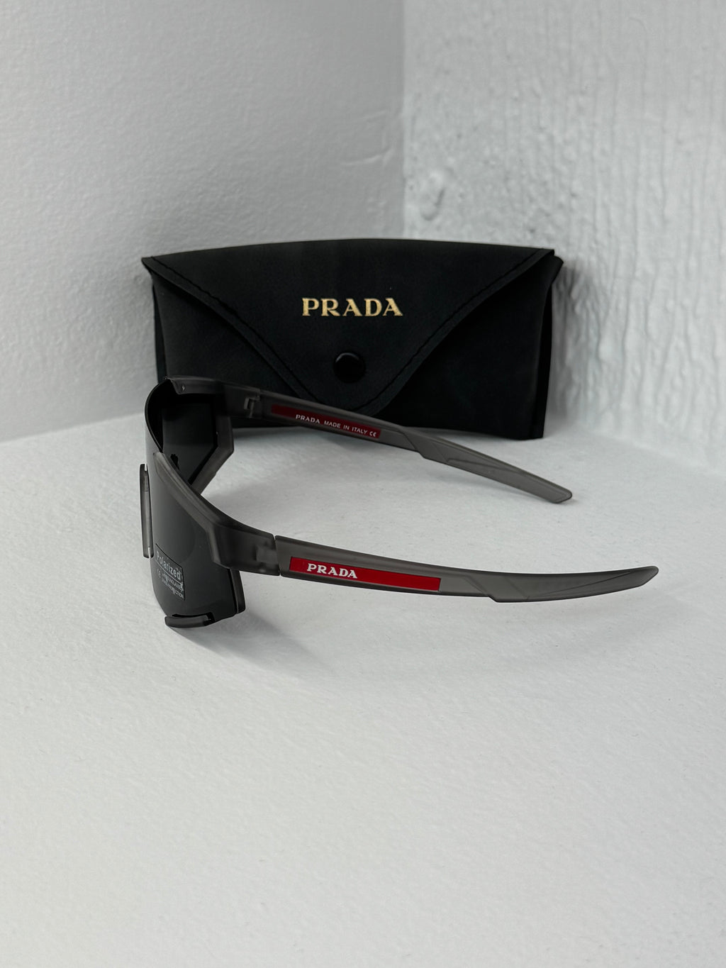 PRADA SUNGLASSE - NEW1243