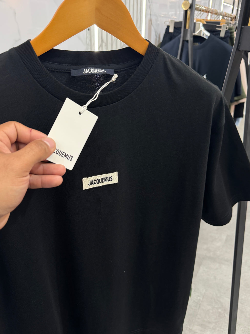 JACQUEMUS Logo Patch Ανδρικό T-Shirt – Black - NEW1729