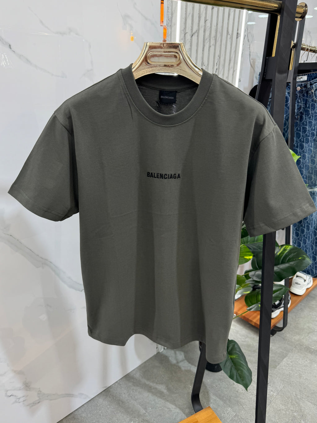 BALENCIAGA Embroidered Logo T-Shirt – Khaki - NEW1755