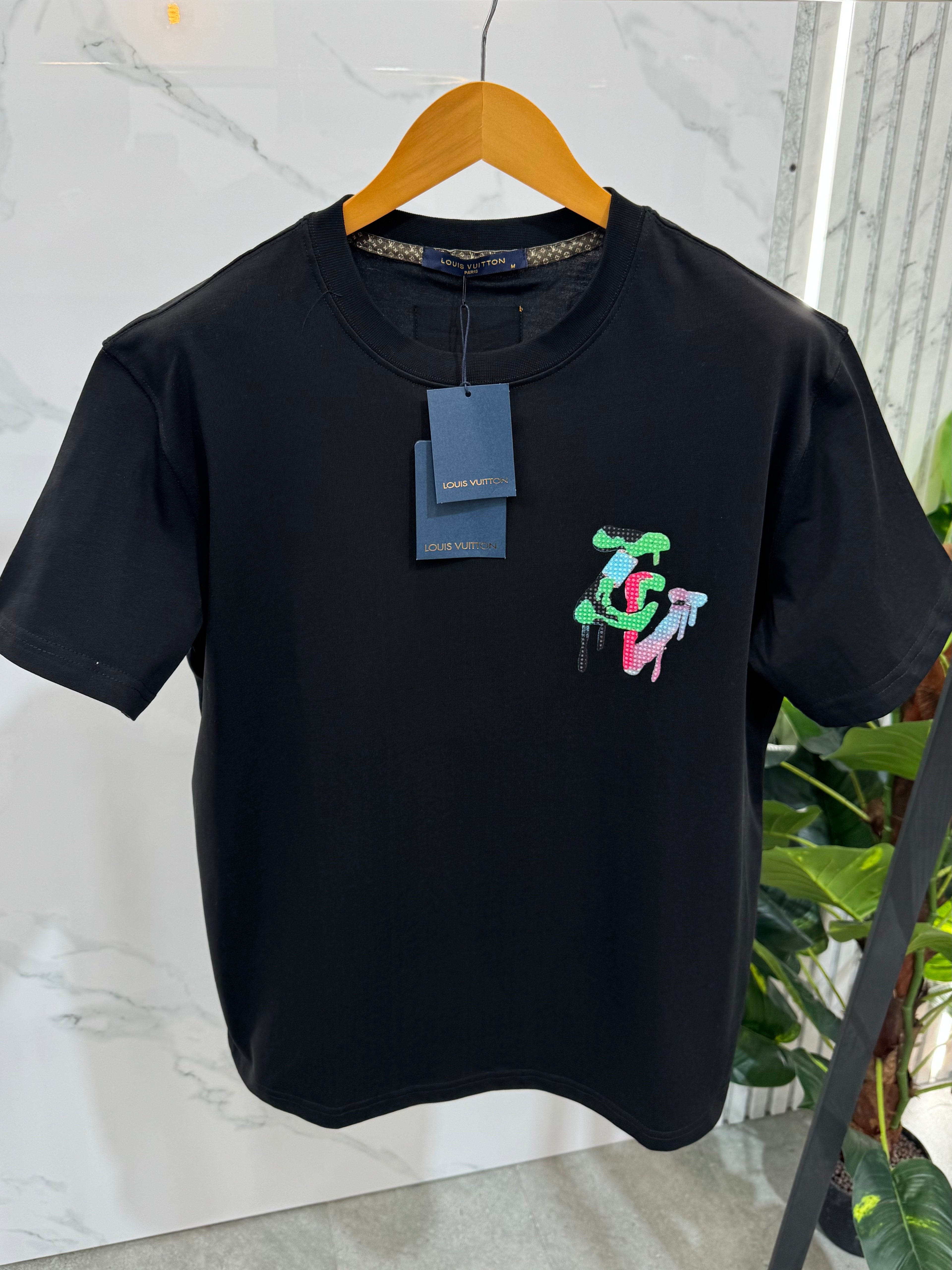 Louis Vuitton Ανδρικό T-shirt "Graffiti Monogram" - Black - NEW1695