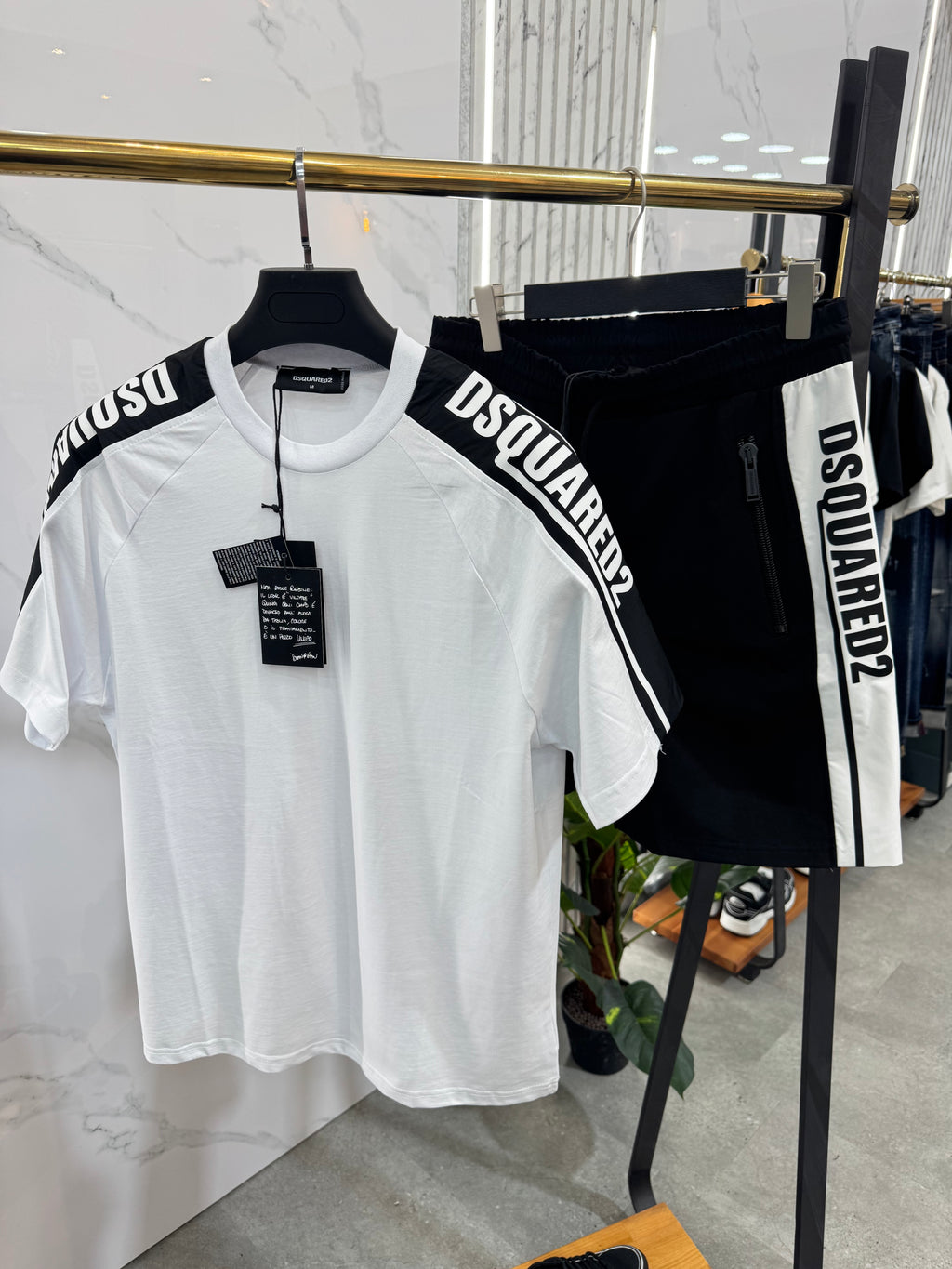 DSQUARED2 Side-Stripe Logo T-Shirt & Shorts Set – White/Black - NEW1785