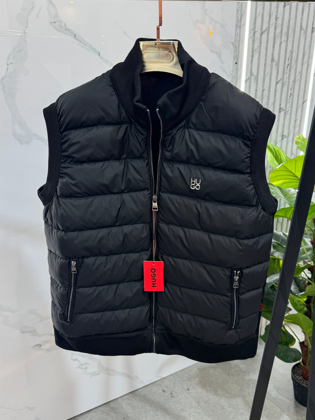 HUGO Hybrid Padded Vest / Bodywarmer – Black - NEW1824