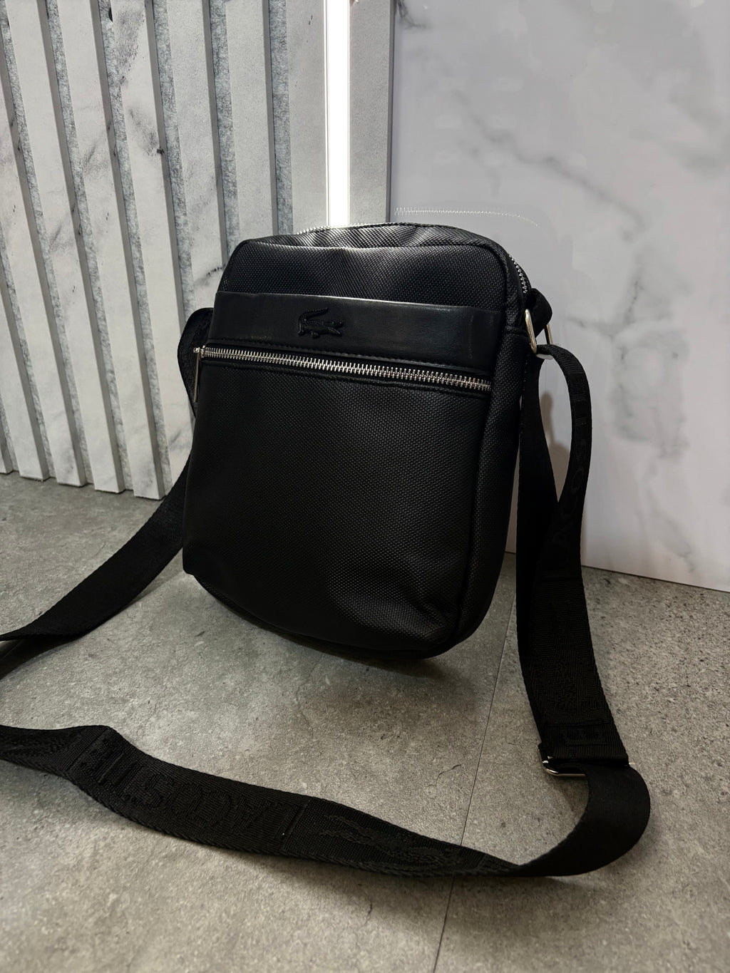 ΤΣΑΝΤΑΚΙ LACOSTE - 1403