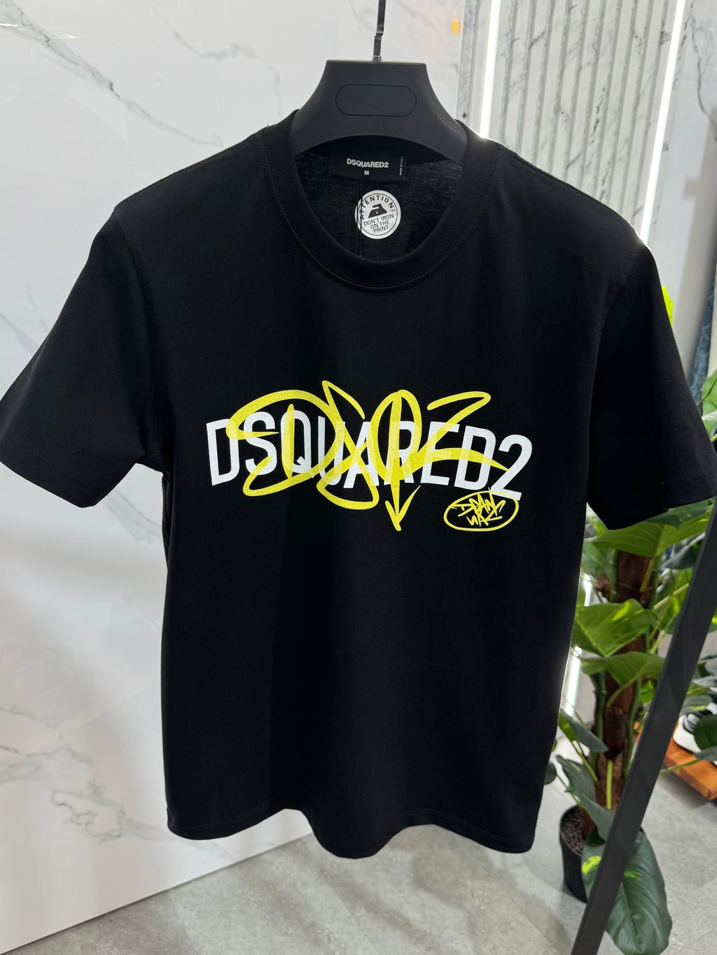DSQUARED2 Graffiti Logo T-Shirt – Black / Yellow - NEW1876