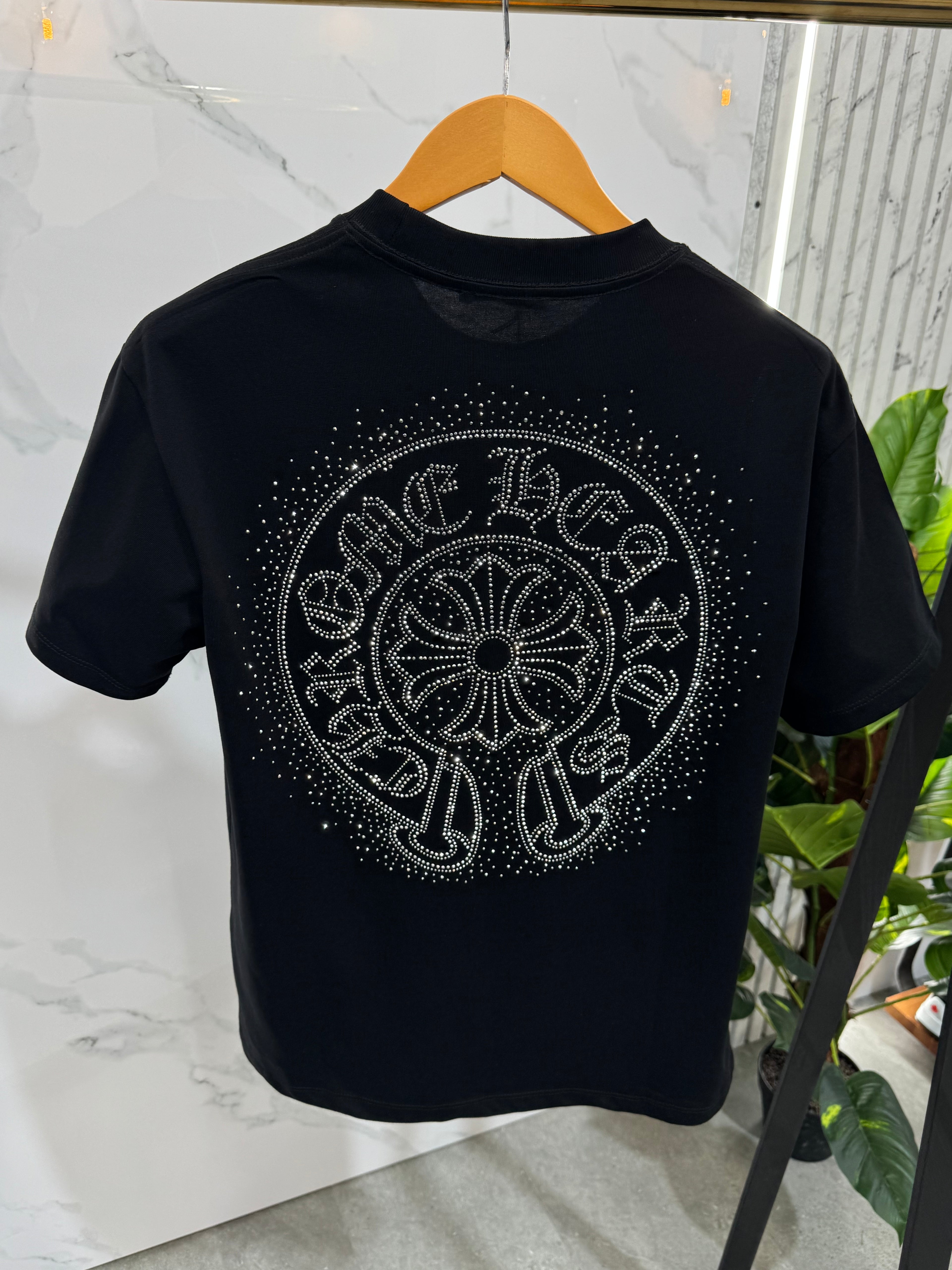 CHROME HEARTS Rhinestone Horseshoe T-Shirt – Black - NEW1730